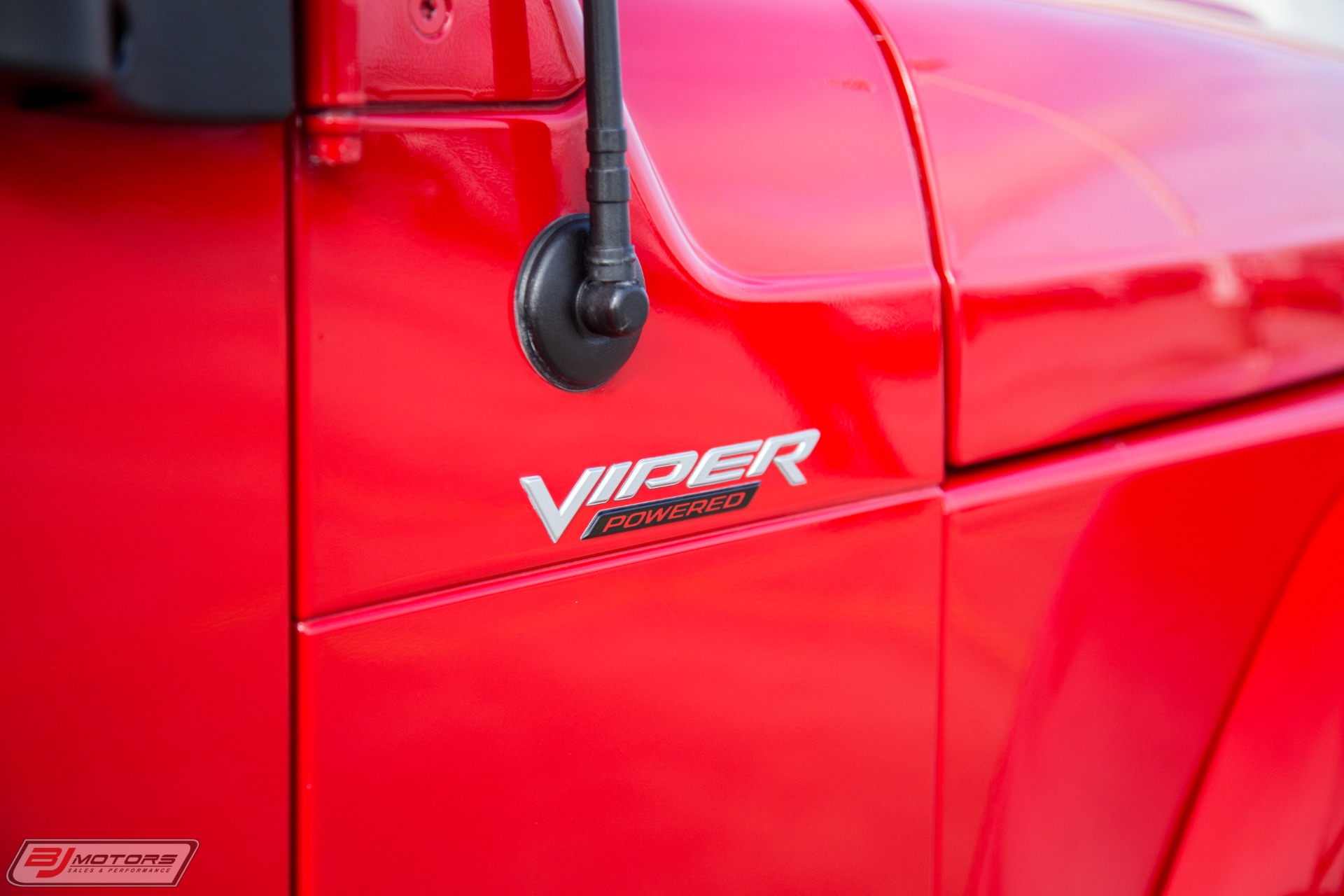 Used-2005-Jeep-Wrangler-LJ-Unlimited-Viper