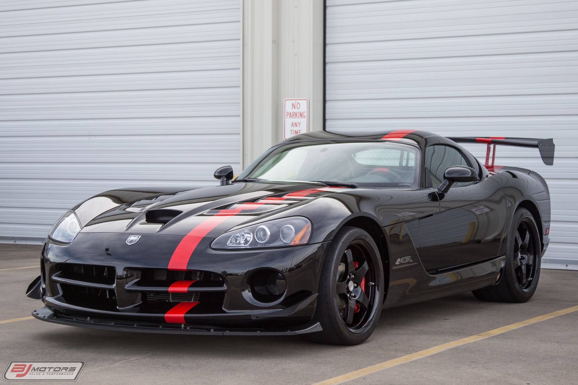 Used-2008-Dodge-Viper-ACR-3K-Miles