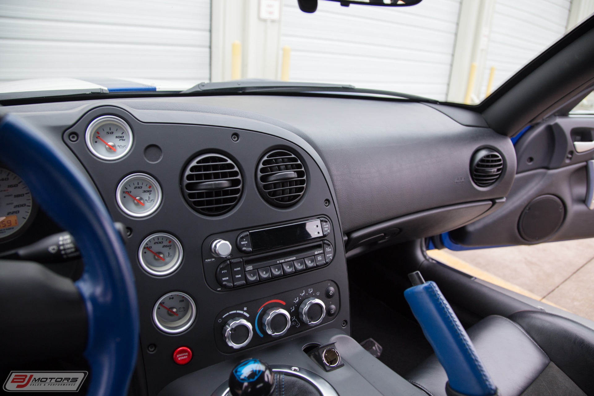 Used-2006-Dodge-Viper-SRT-10-First-Edition