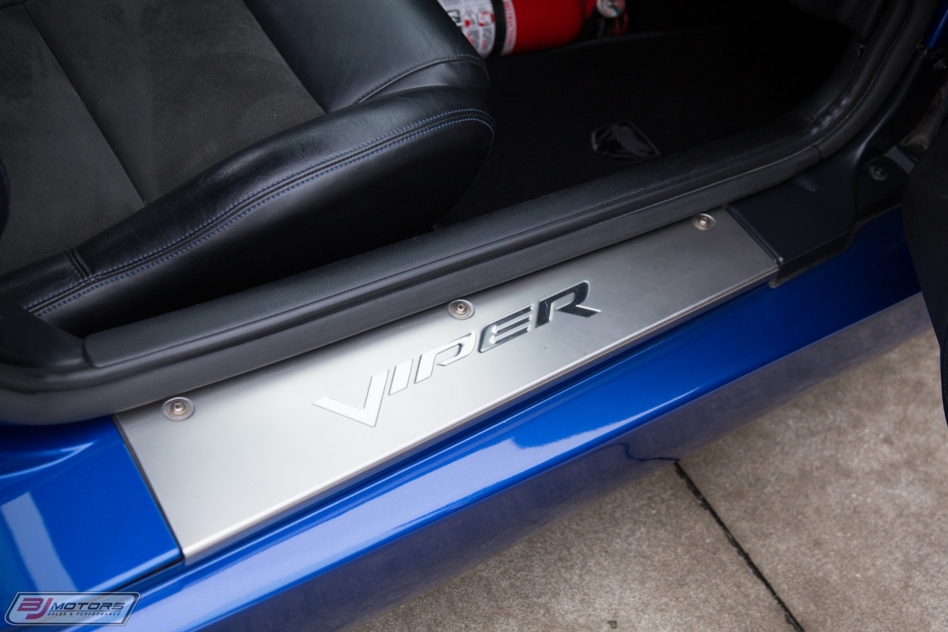 Used-2006-Dodge-Viper-SRT-10-First-Edition