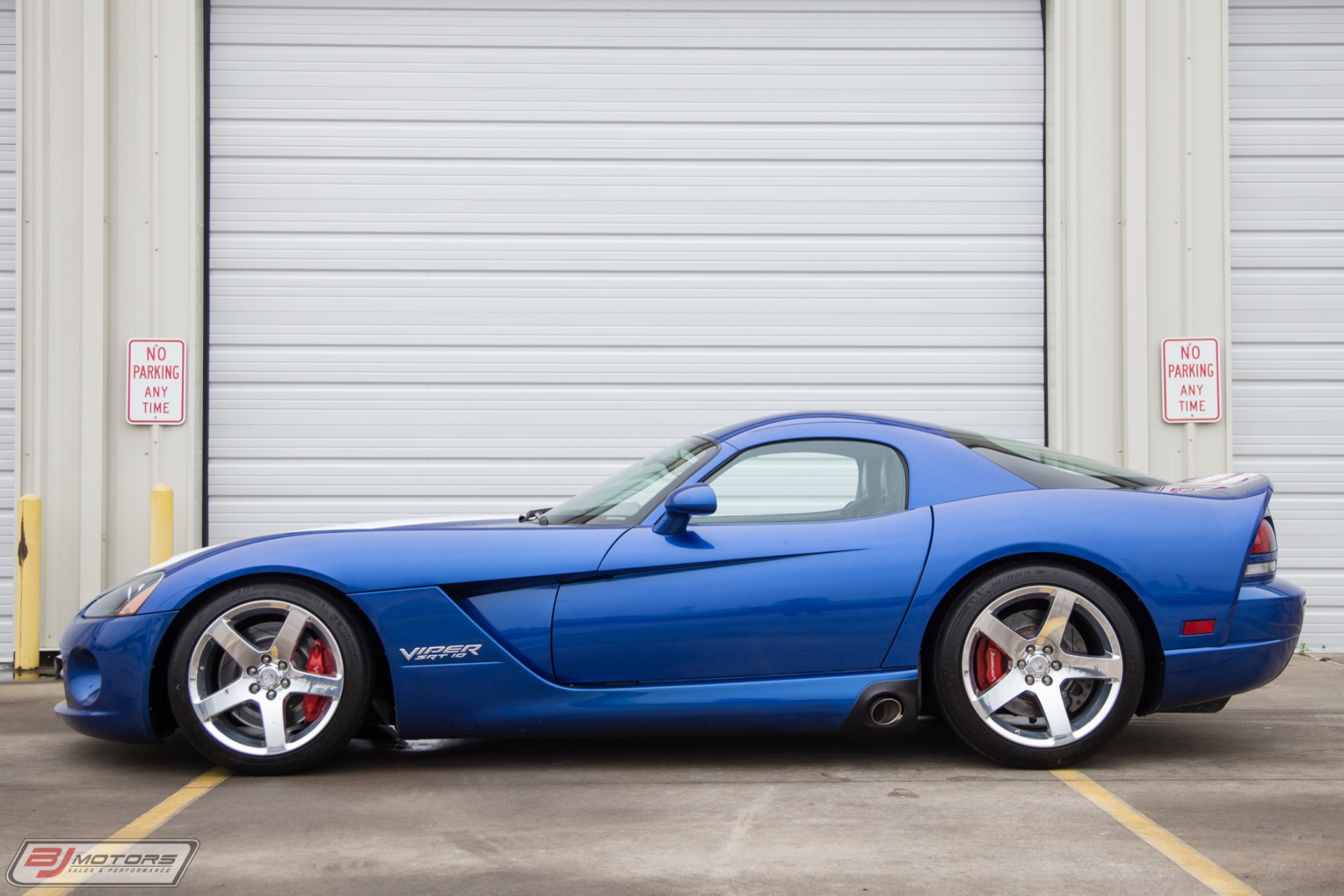 Used-2006-Dodge-Viper-SRT-10-First-Edition