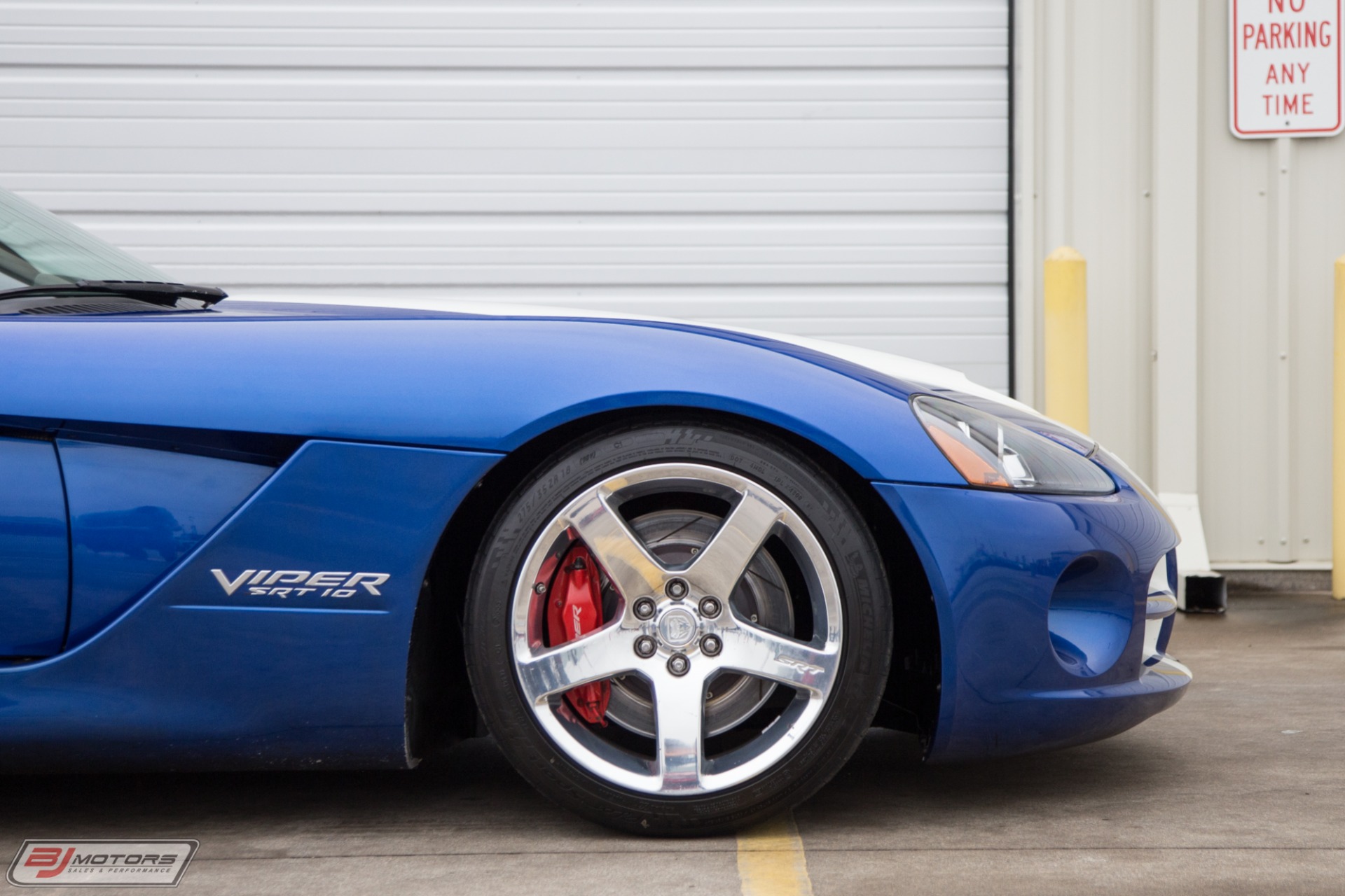 Used-2006-Dodge-Viper-SRT-10-First-Edition
