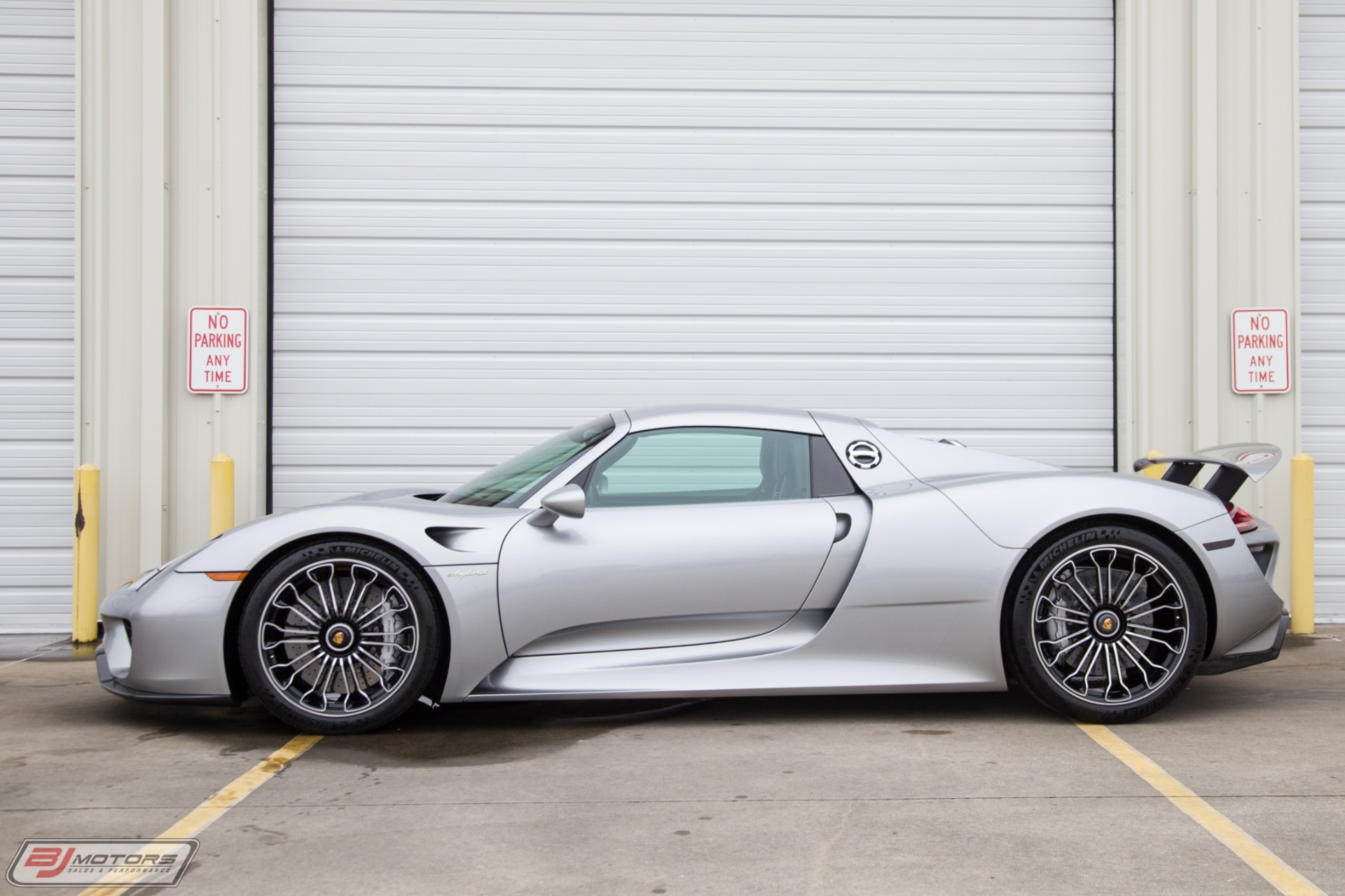 Used-2015-Porsche-918-Spyder