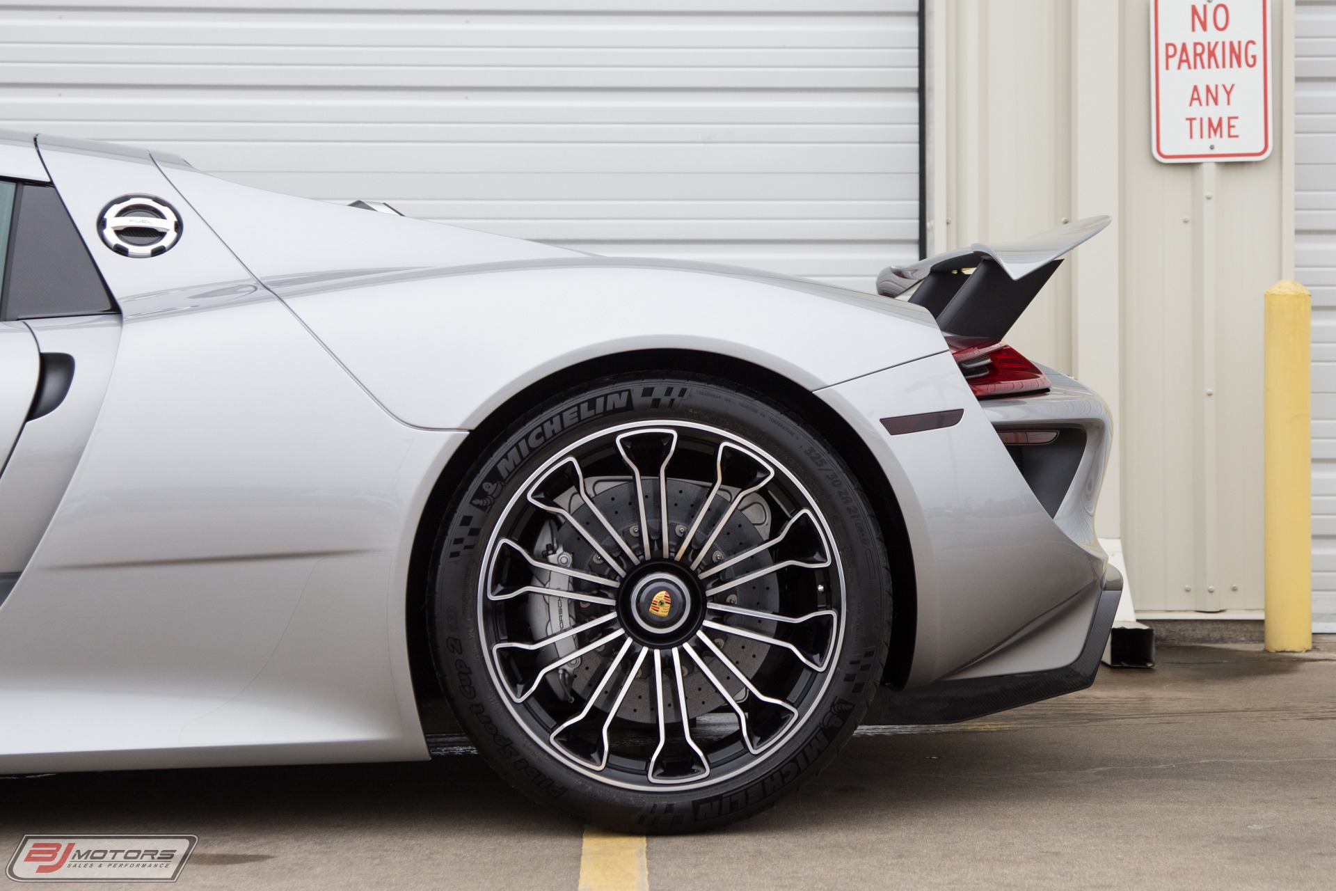 Used-2015-Porsche-918-Spyder