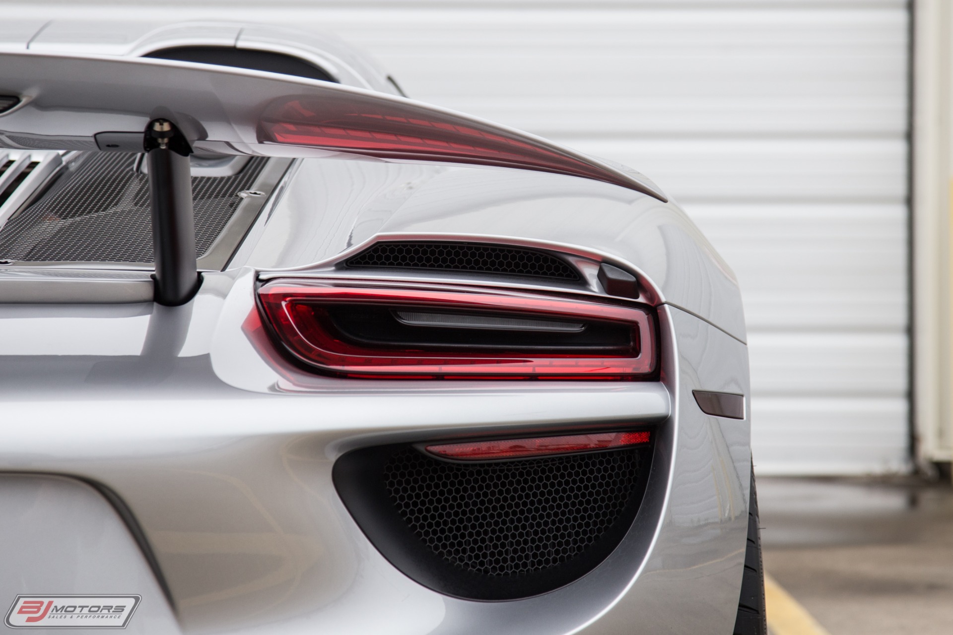 Used-2015-Porsche-918-Spyder