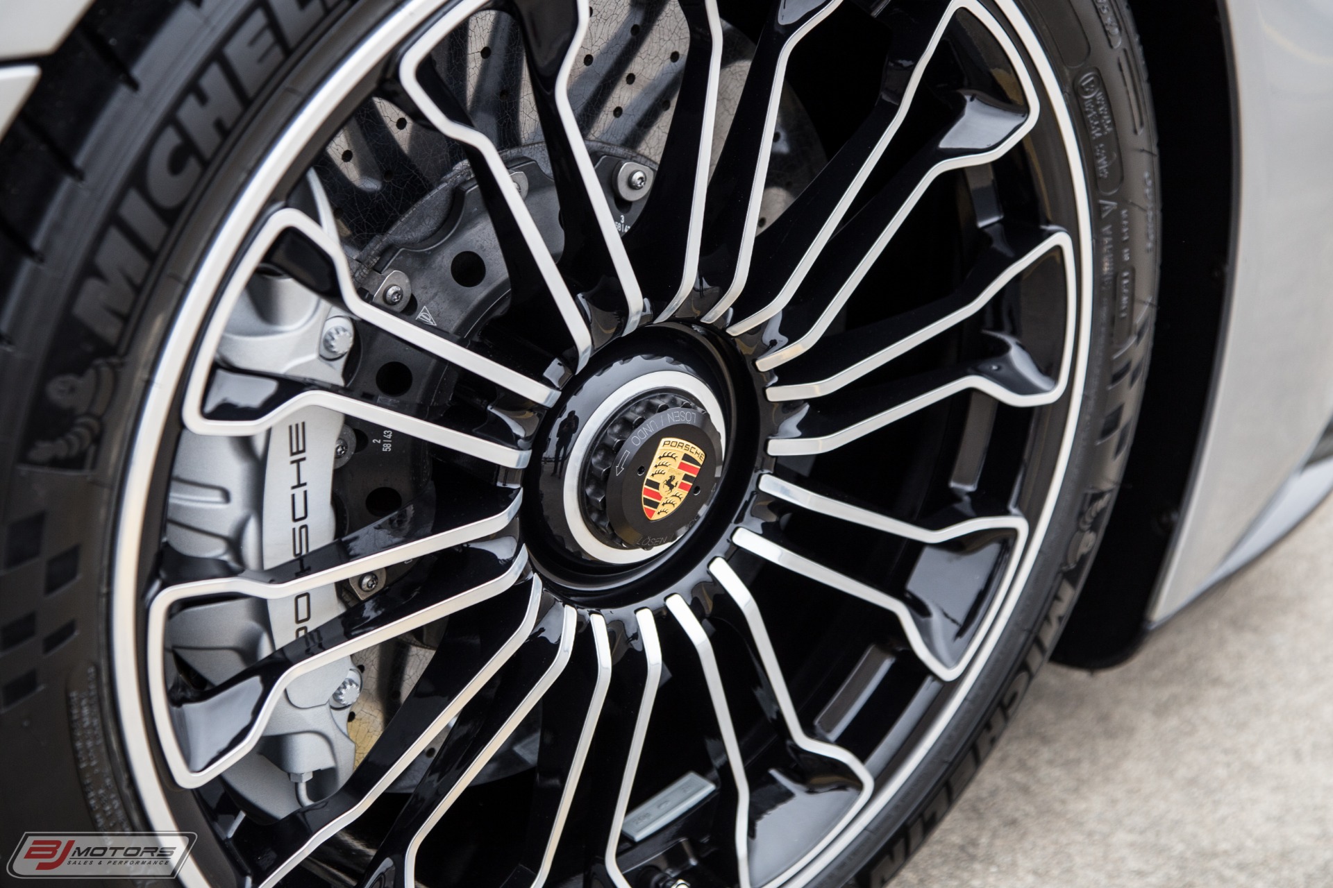 Used-2015-Porsche-918-Spyder