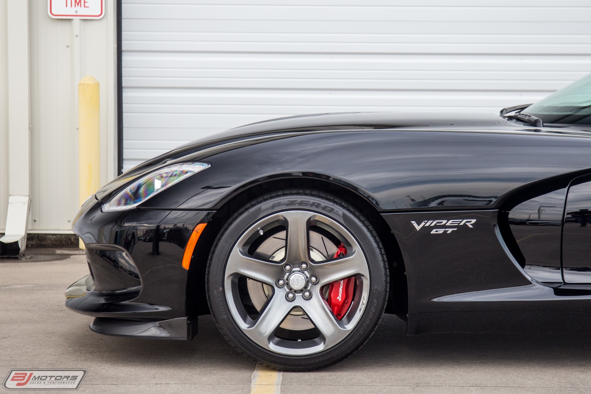 Used-2015-Dodge-Viper-GT