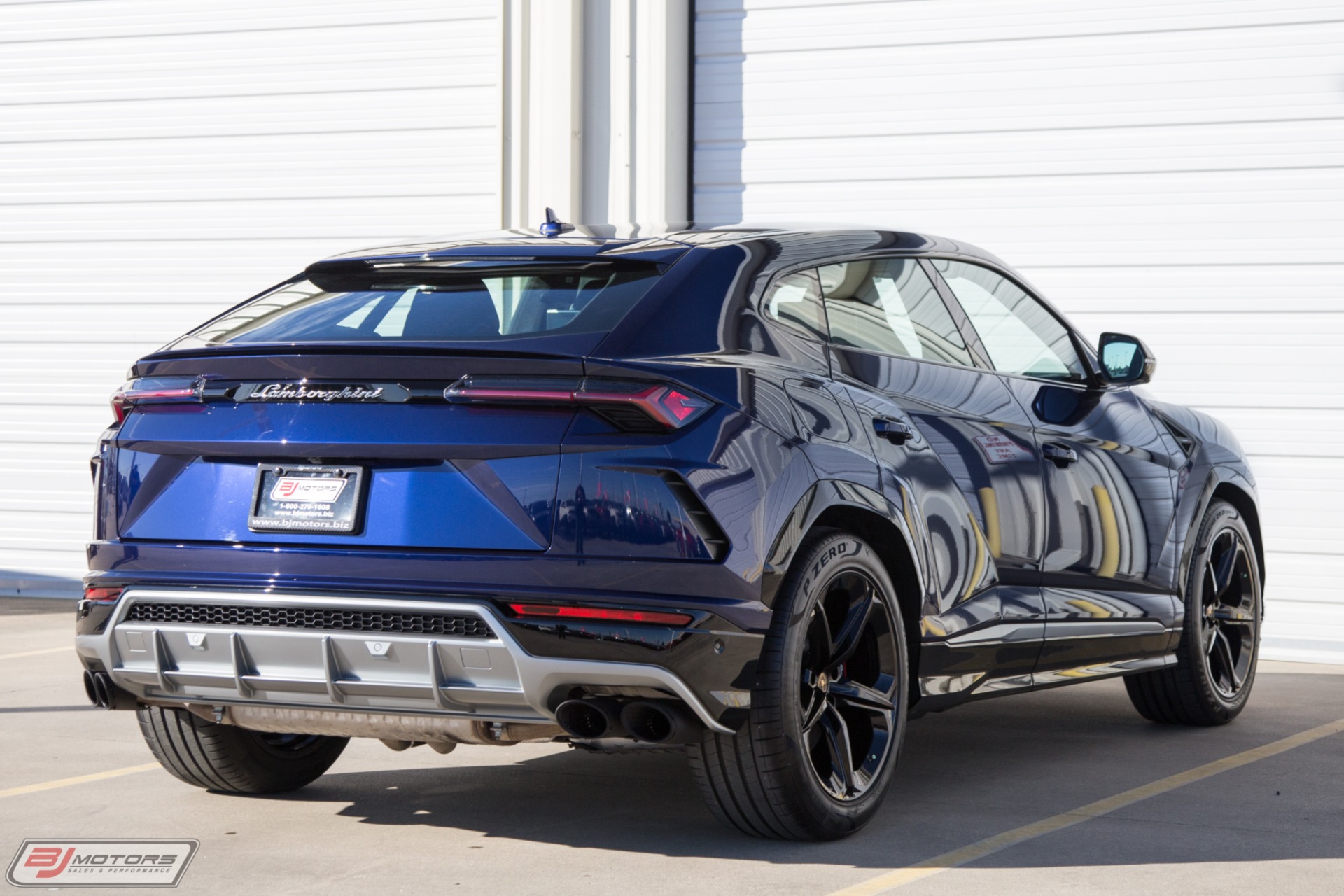 Used-2019-Lamborghini-Urus