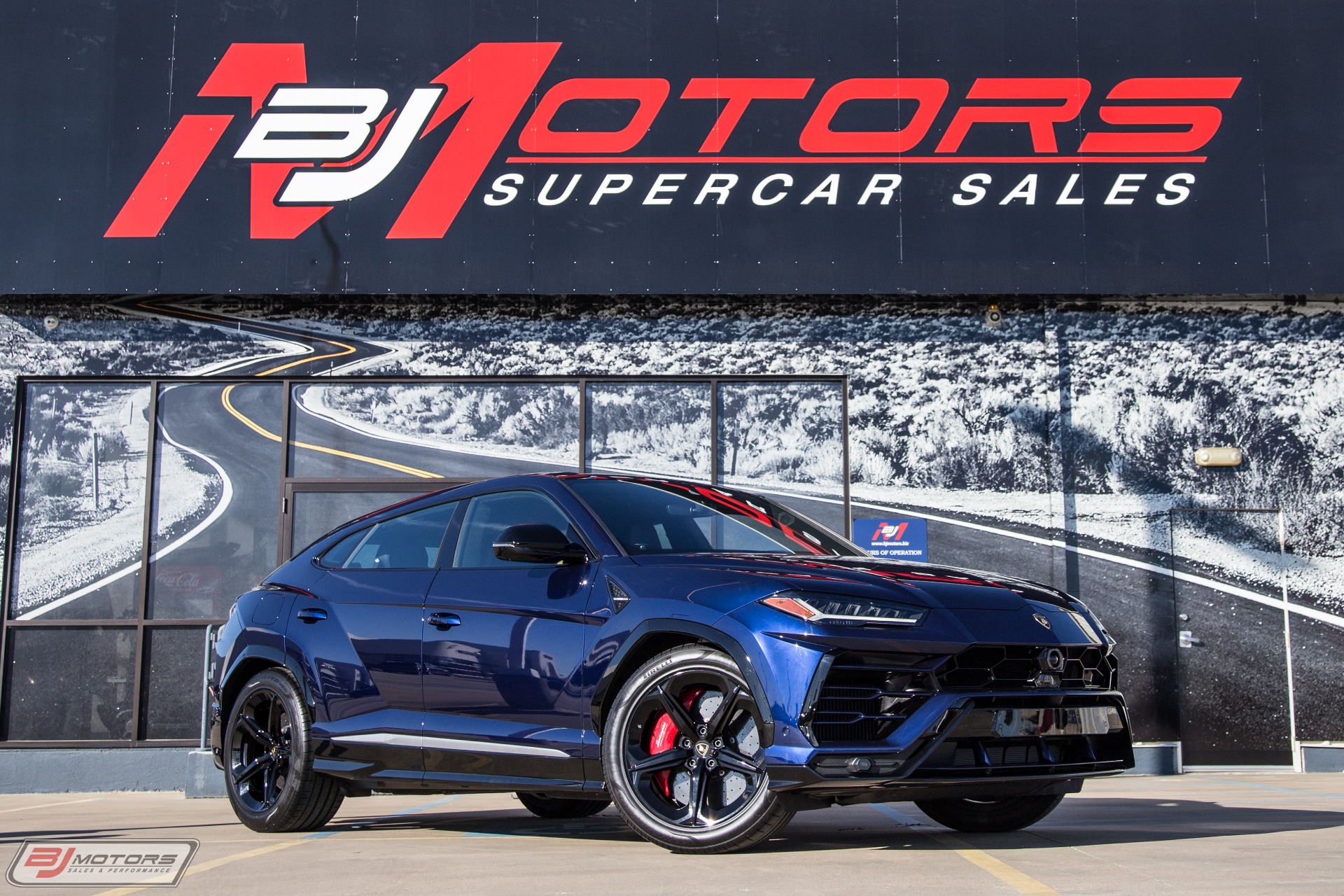 Used-2019-Lamborghini-Urus