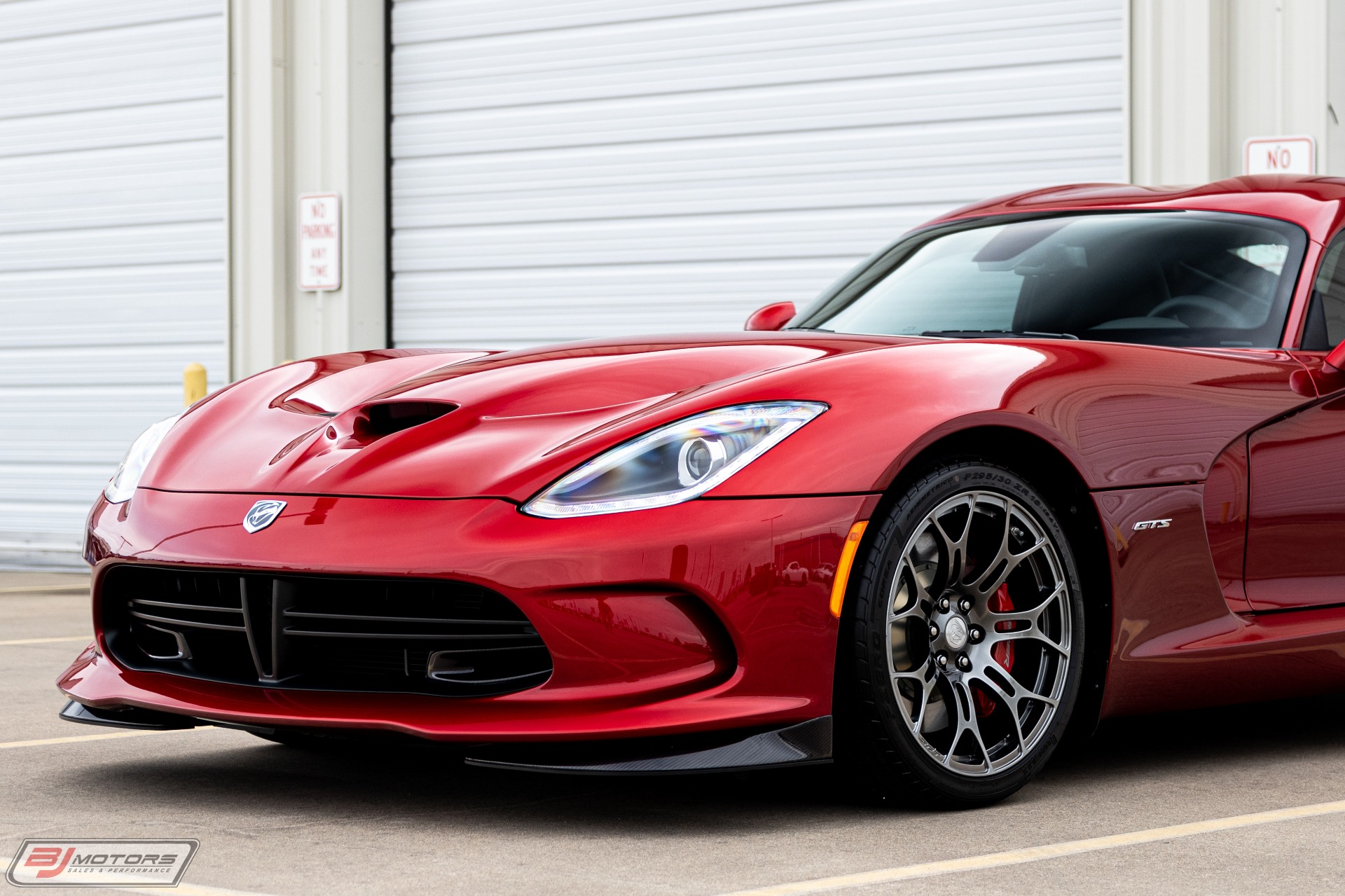 Used-2014-Dodge-Viper-GTS