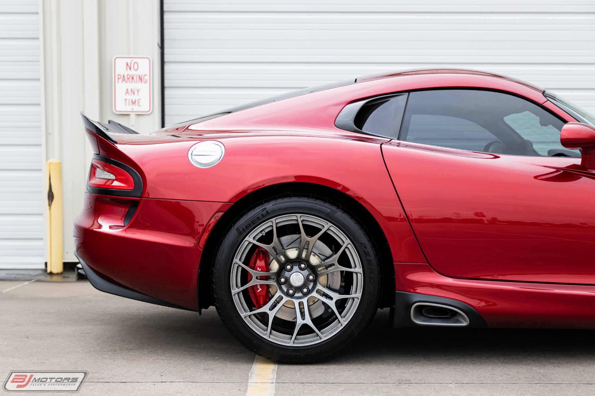 Used-2014-Dodge-Viper-GTS