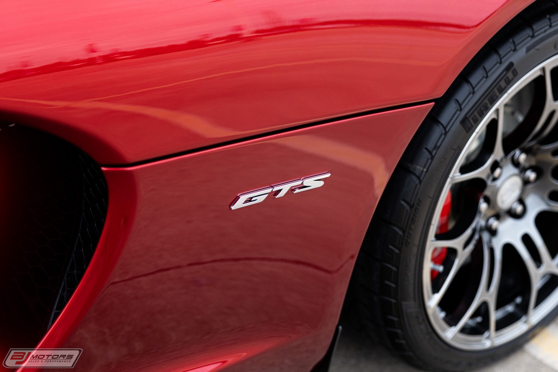 Used-2014-Dodge-Viper-GTS