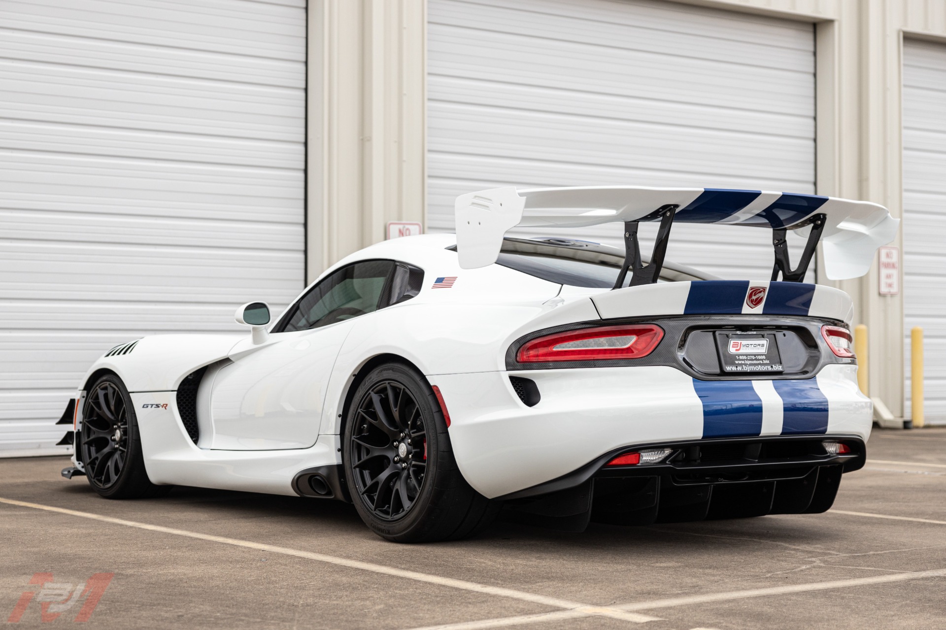 Used-2017-Dodge-Viper-GTS-R