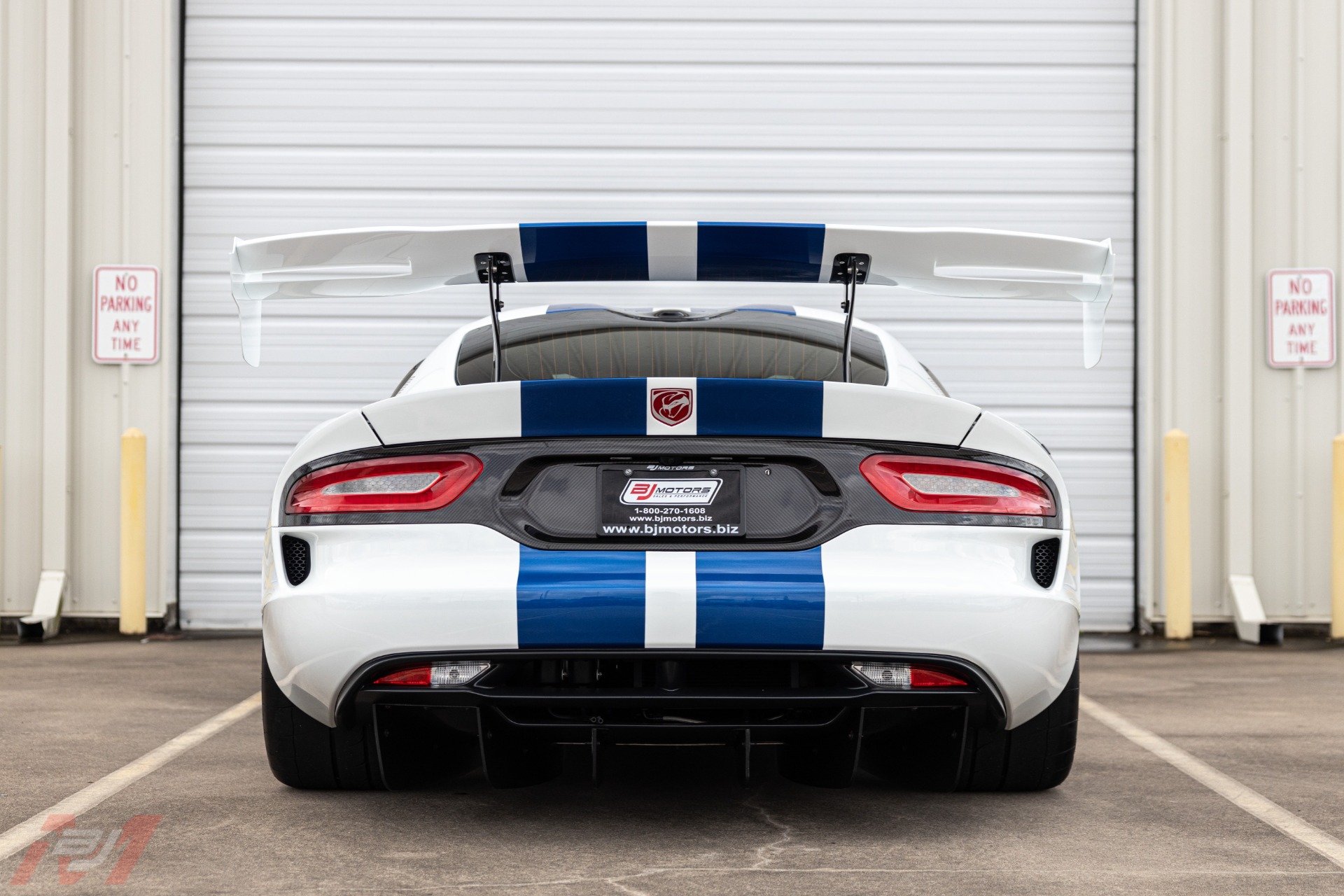 Used-2017-Dodge-Viper-GTS-R