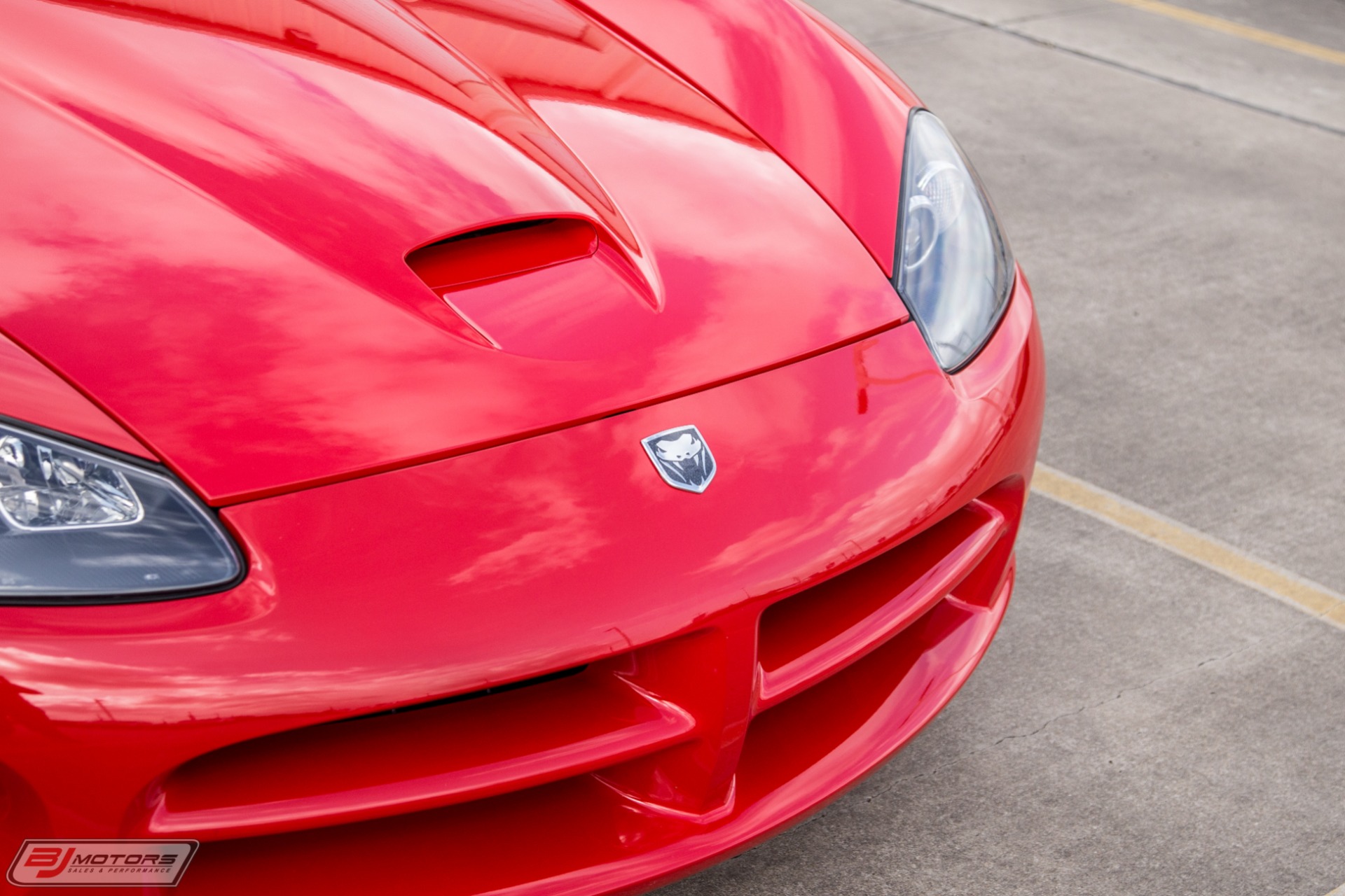 Used-2006-Dodge-Viper-SRT-10