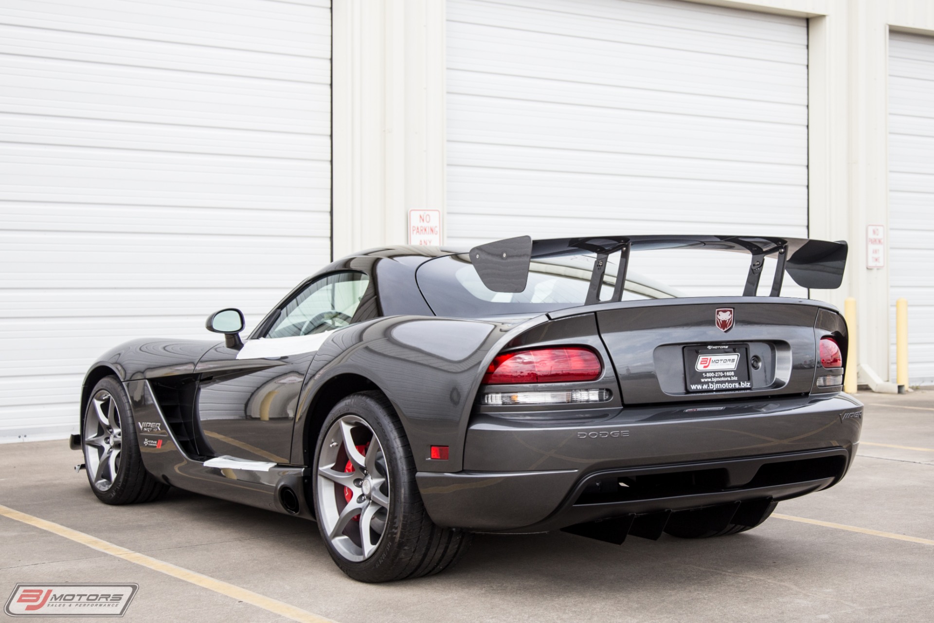 Used-2010-Dodge-Viper-SRT-10-Final-Edition-Aero-Coupe