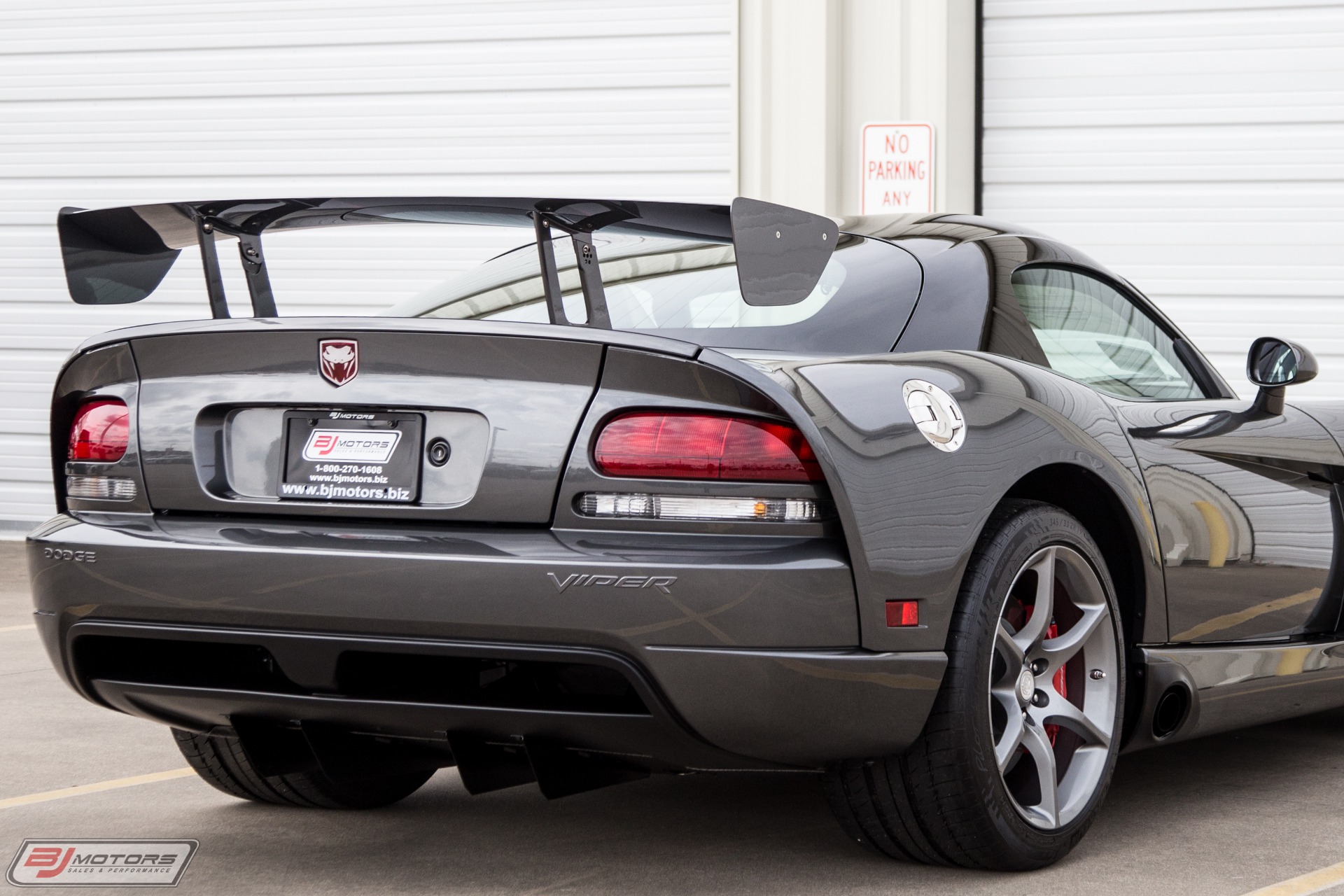 Used-2010-Dodge-Viper-SRT-10-Final-Edition-Aero-Coupe