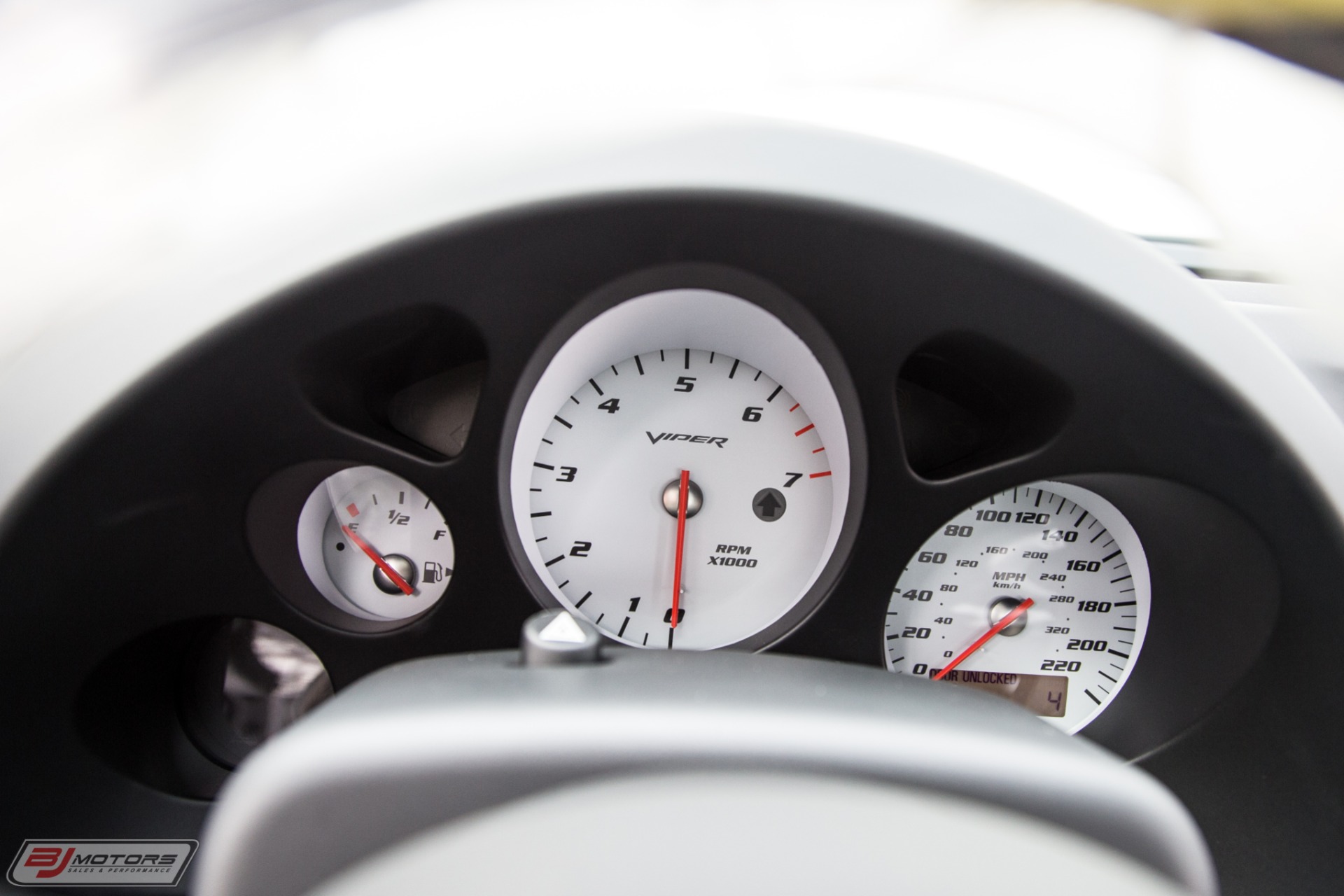 Used-2010-Dodge-Viper-SRT-10-Final-Edition-Aero-Coupe