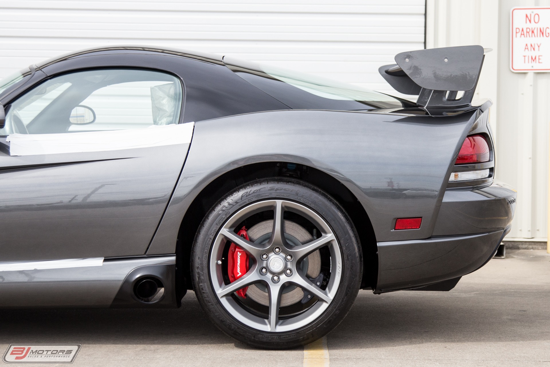 Used-2010-Dodge-Viper-SRT-10-Final-Edition-Aero-Coupe