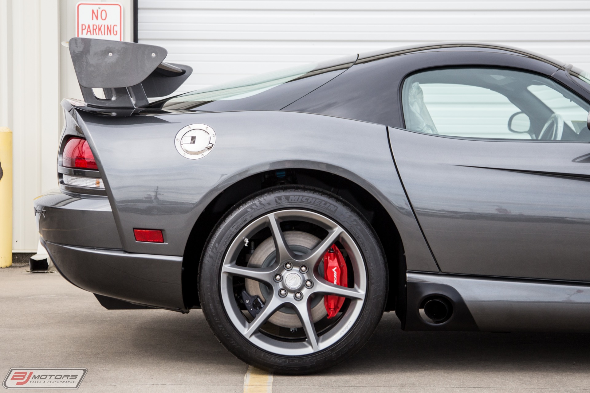 Used-2010-Dodge-Viper-SRT-10-Final-Edition-Aero-Coupe