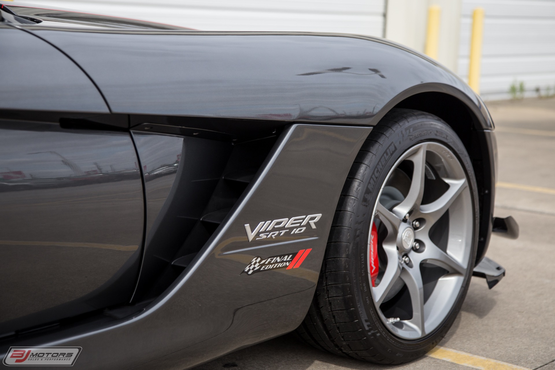 Used-2010-Dodge-Viper-SRT-10-Final-Edition-Aero-Coupe