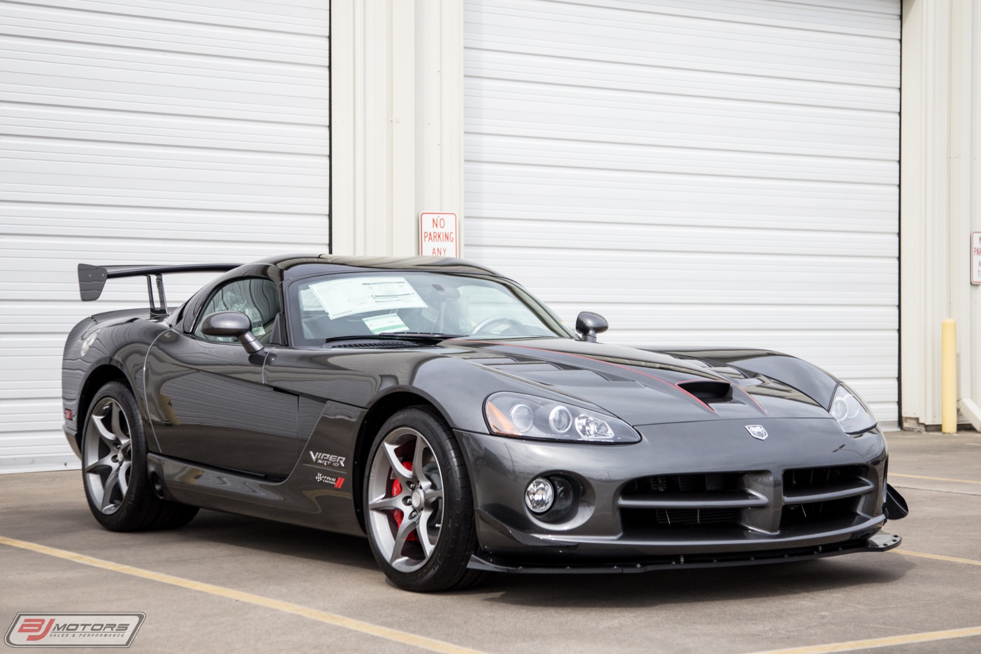 Used-2010-Dodge-Viper-SRT-10-Final-Edition-Aero-Coupe