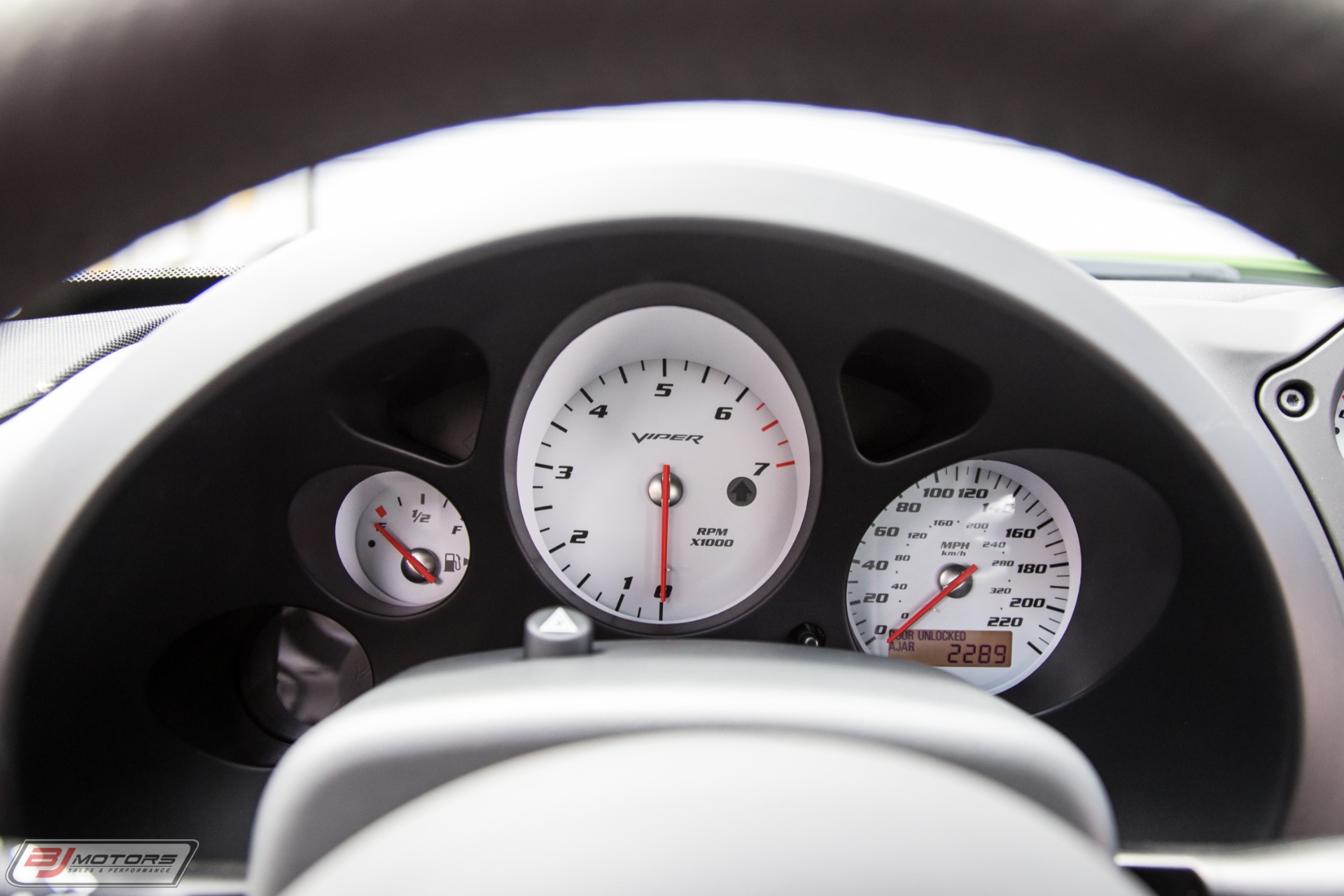 Used-2010-Dodge-Viper-ACR-Nurburgring-Edition