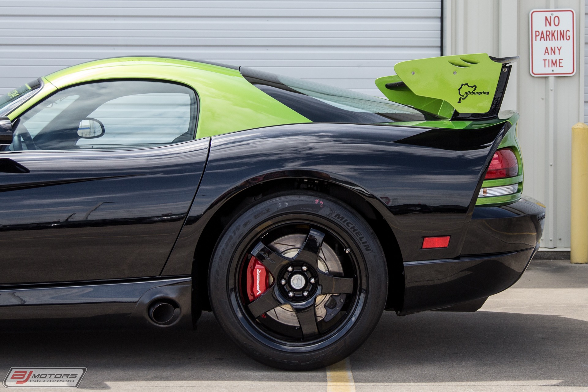 Used-2010-Dodge-Viper-ACR-Nurburgring-Edition