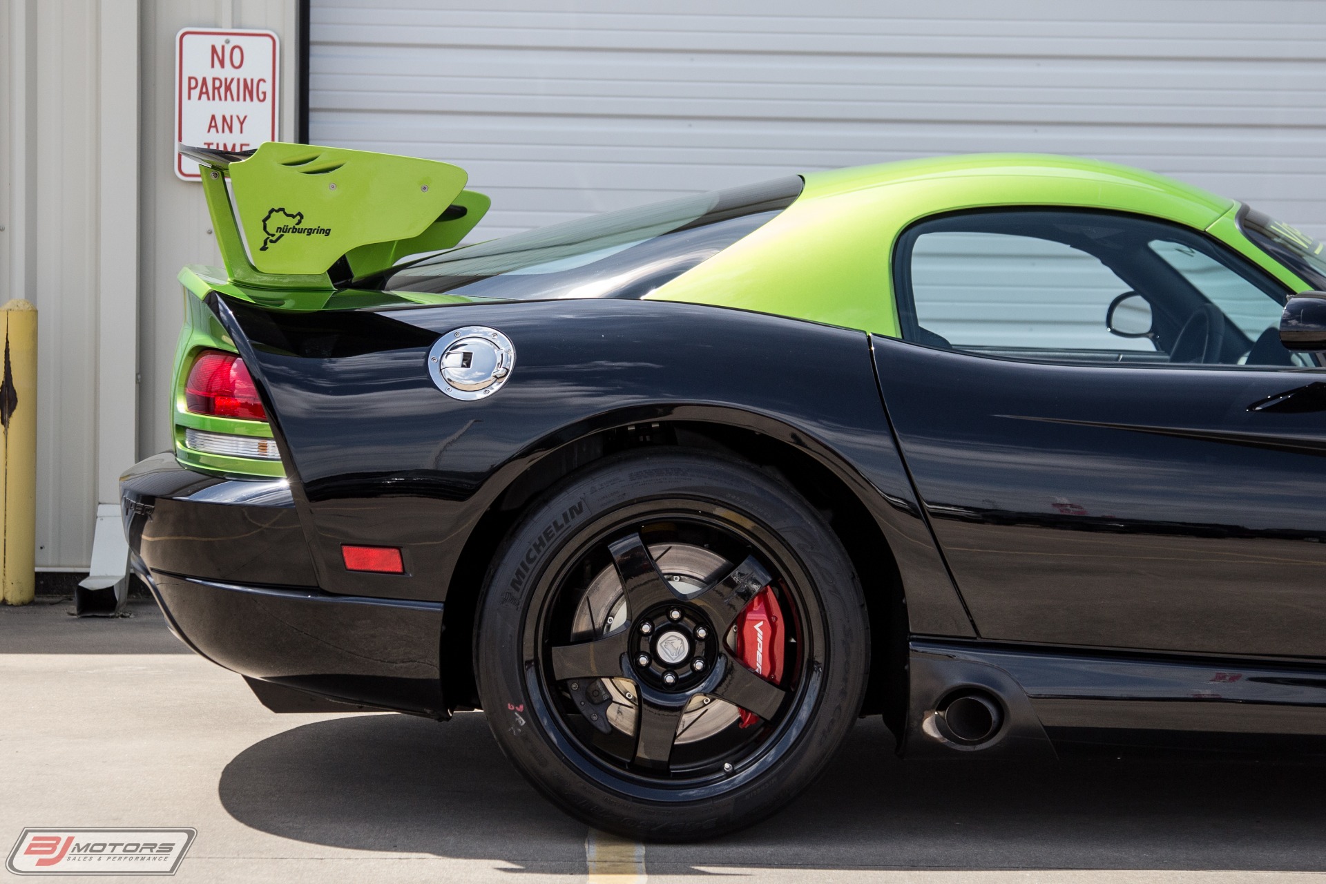 Used-2010-Dodge-Viper-ACR-Nurburgring-Edition