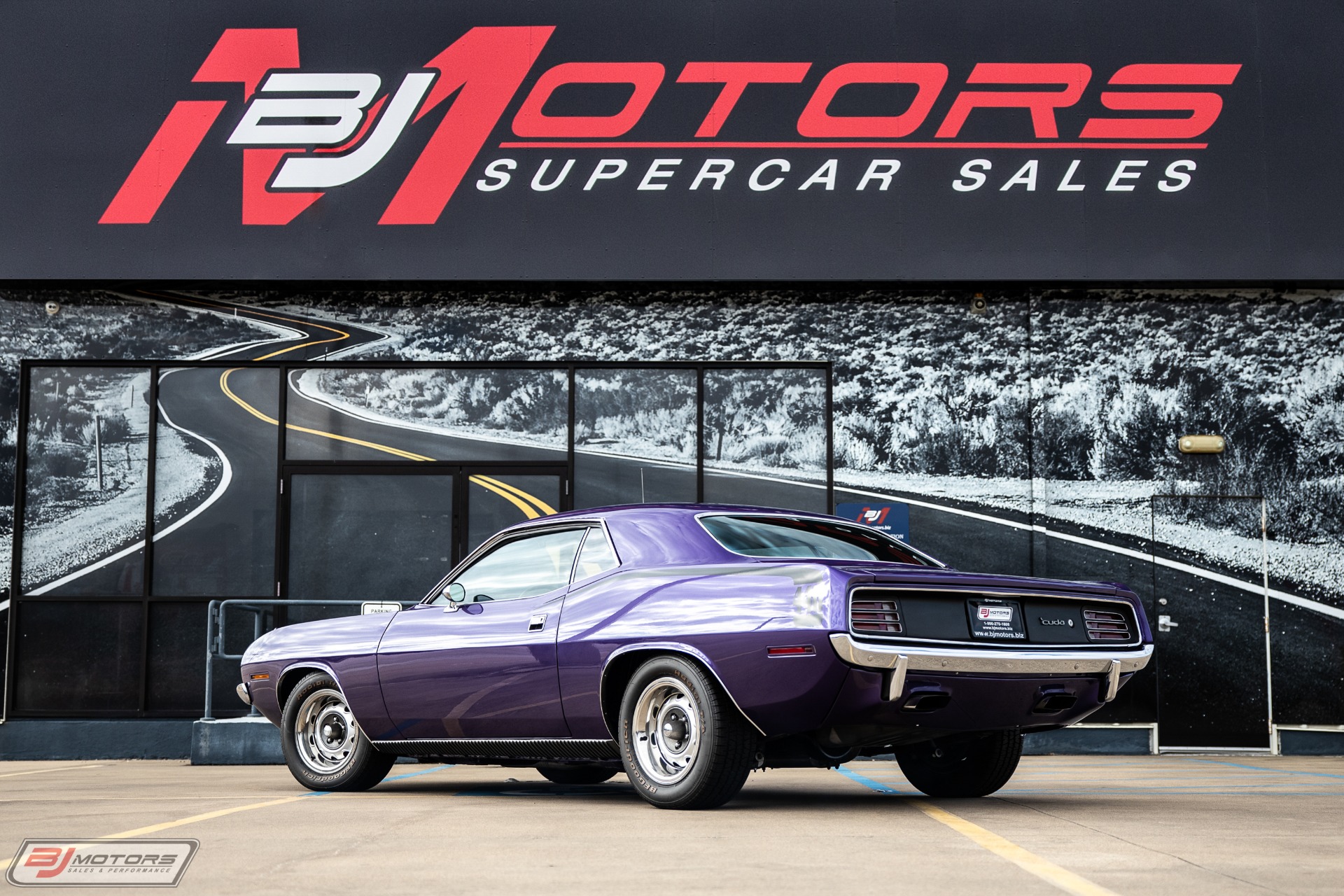 Used-1970-Plymouth-Cuda-440-Six-Pack