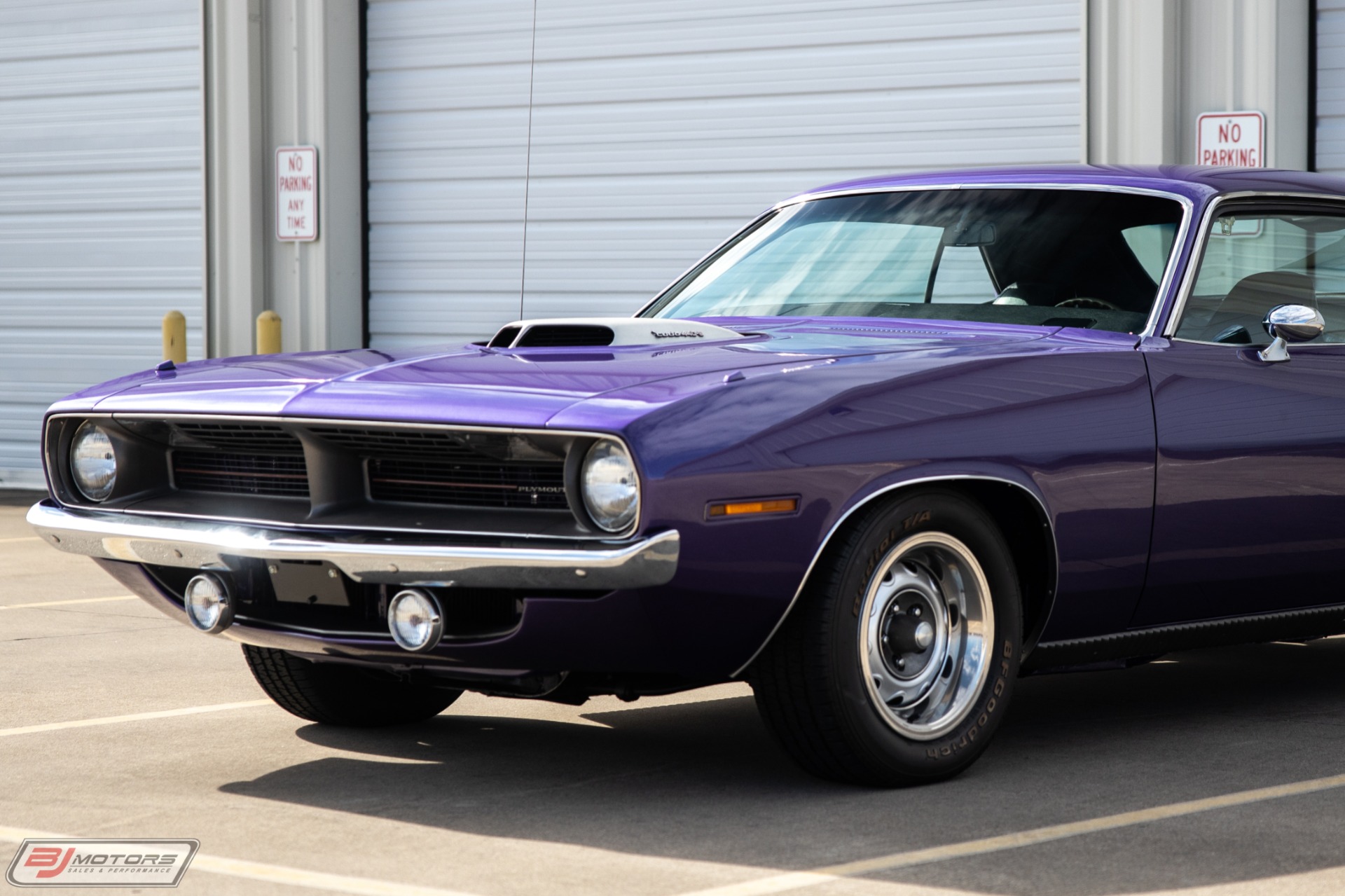 Used-1970-Plymouth-Cuda-440-Six-Pack