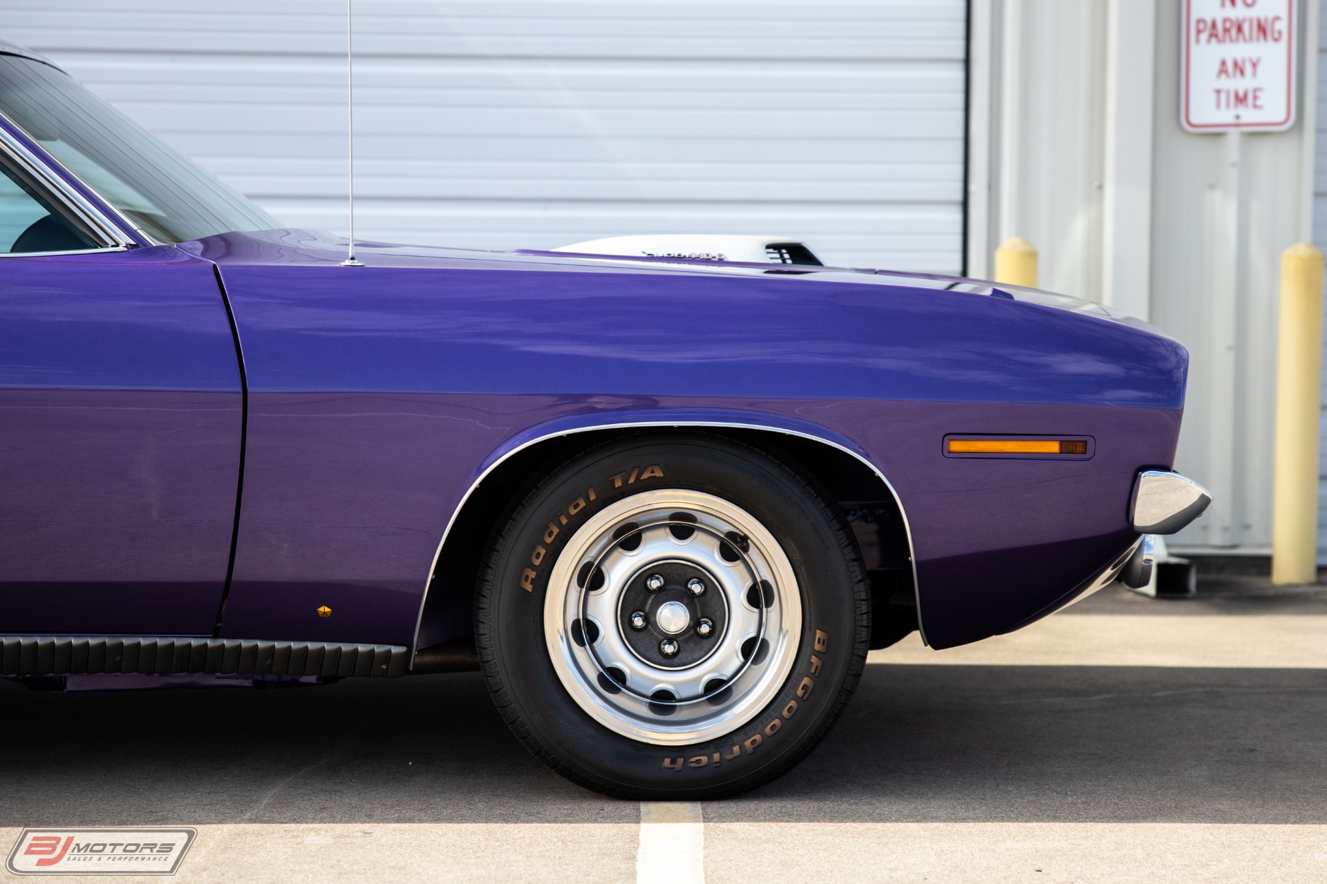 Used-1970-Plymouth-Cuda-440-Six-Pack