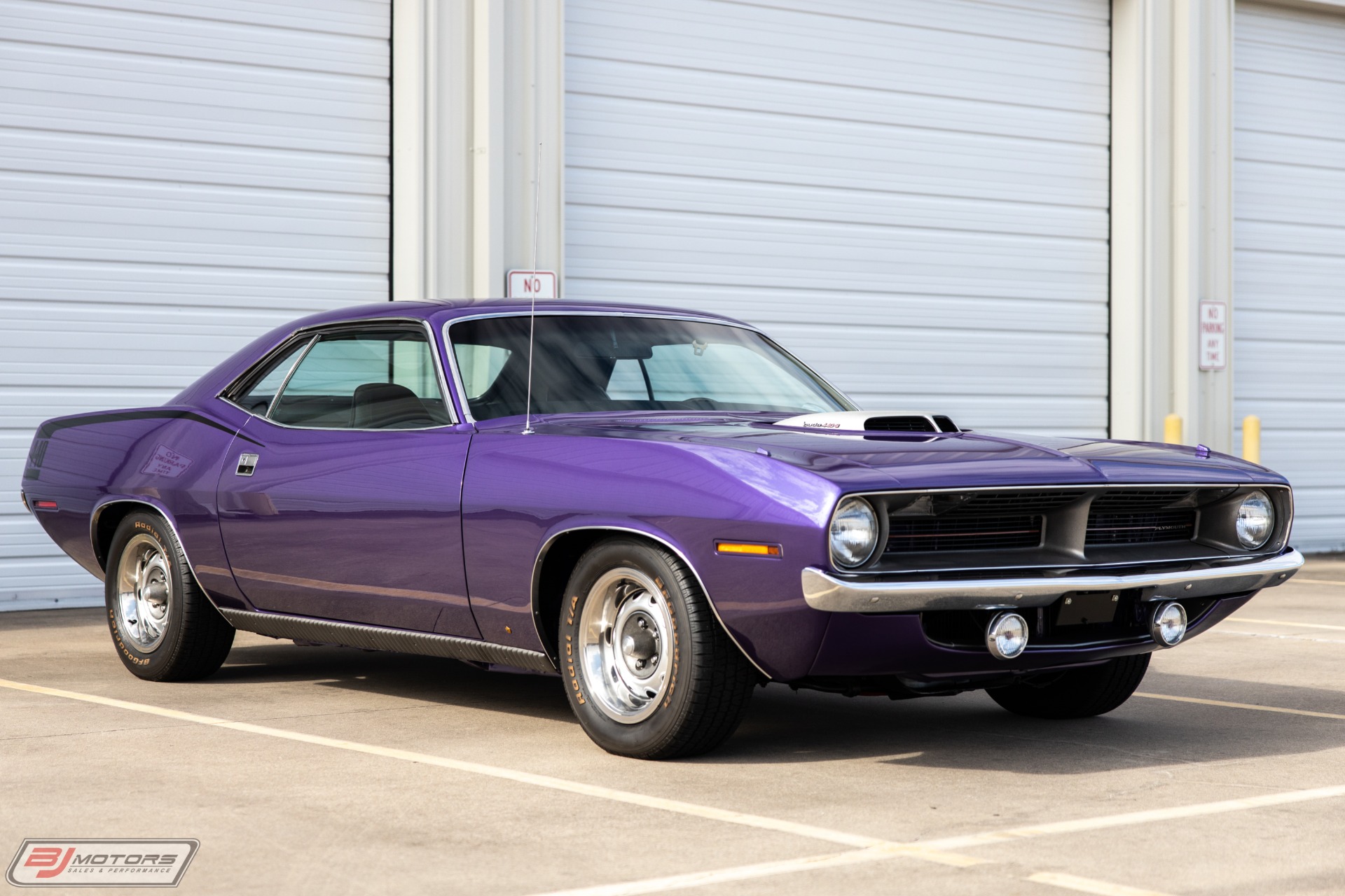 Used-1970-Plymouth-Cuda-440-Six-Pack