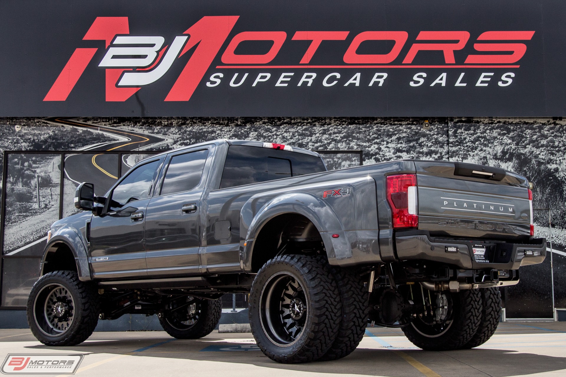 Used-2019-Ford-F-450-Super-Duty-Platinum