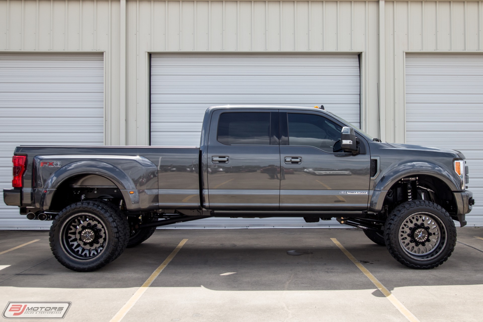 Used-2019-Ford-F-450-Super-Duty-Platinum