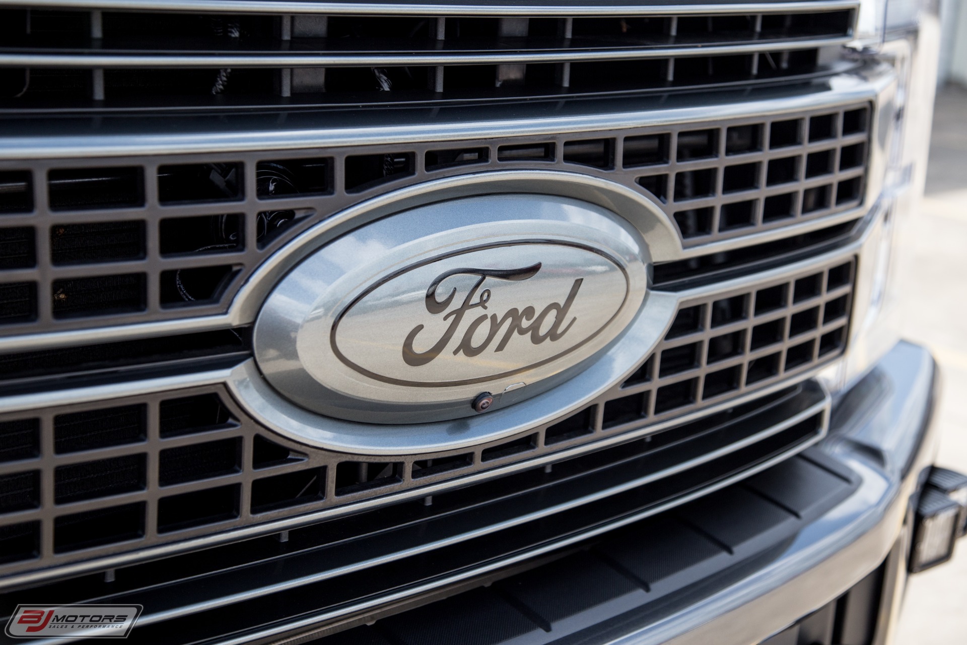 Used-2019-Ford-F-450-Super-Duty-Platinum