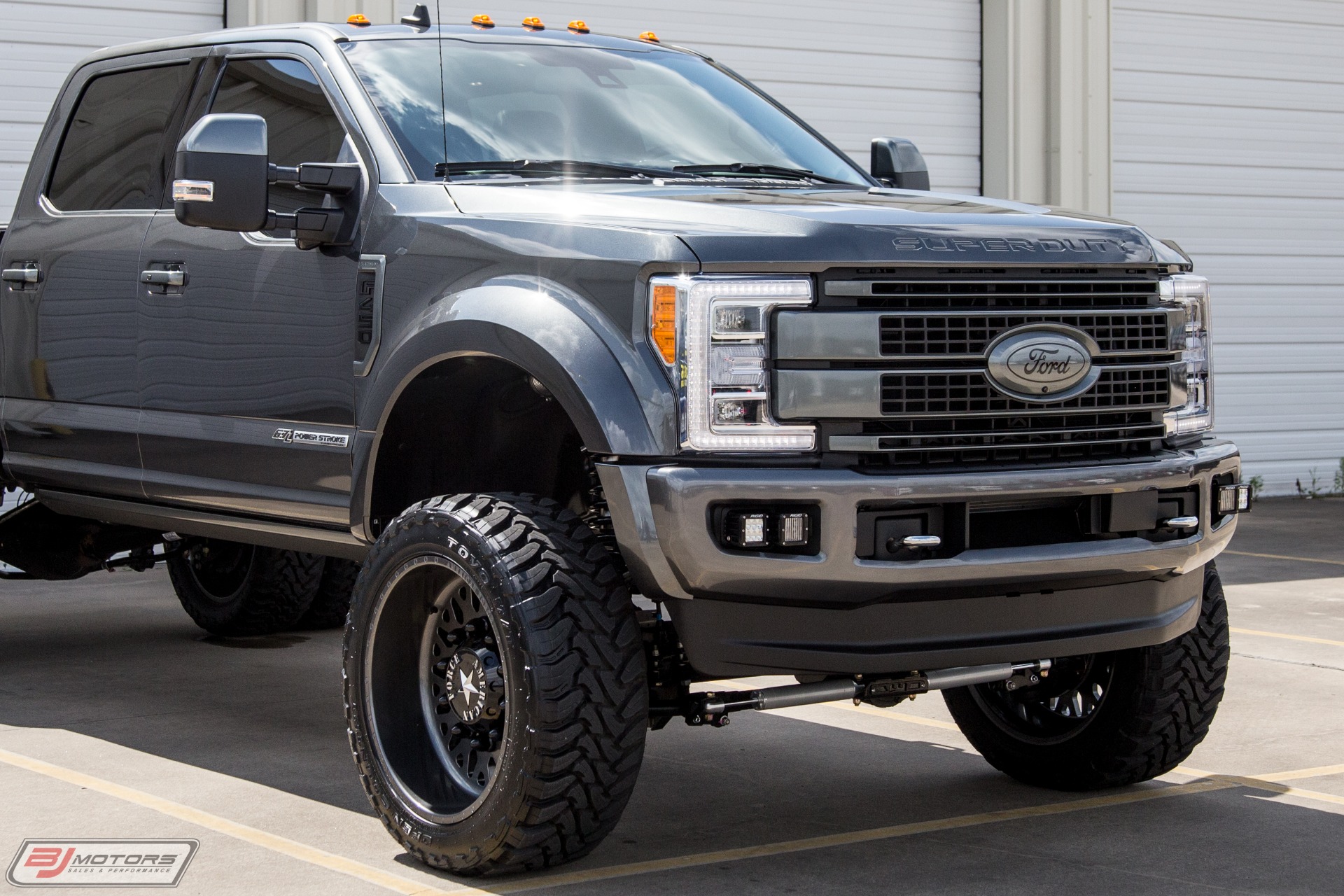 Used-2019-Ford-F-450-Super-Duty-Platinum