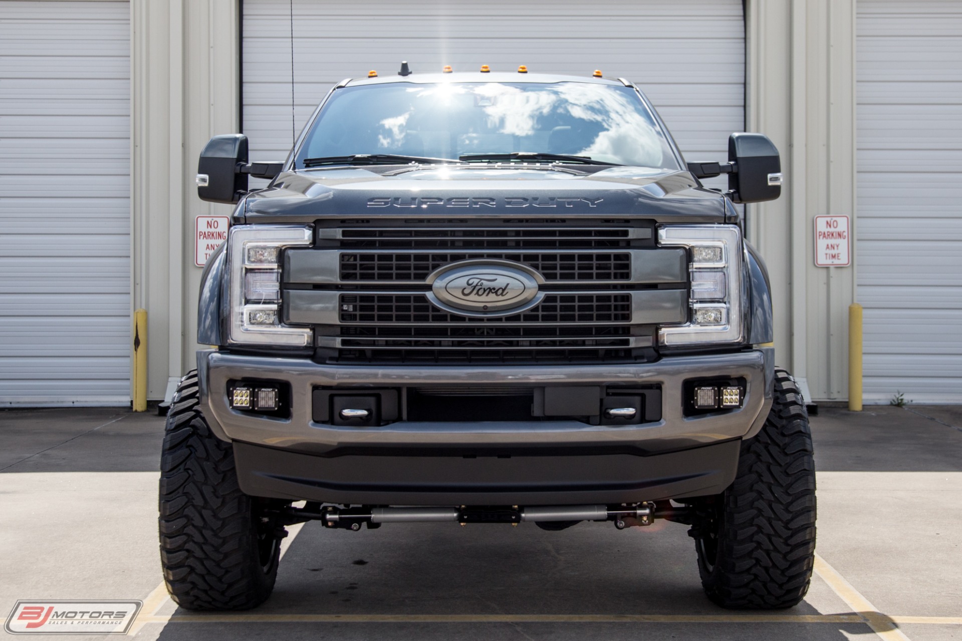 Used-2019-Ford-F-450-Super-Duty-Platinum