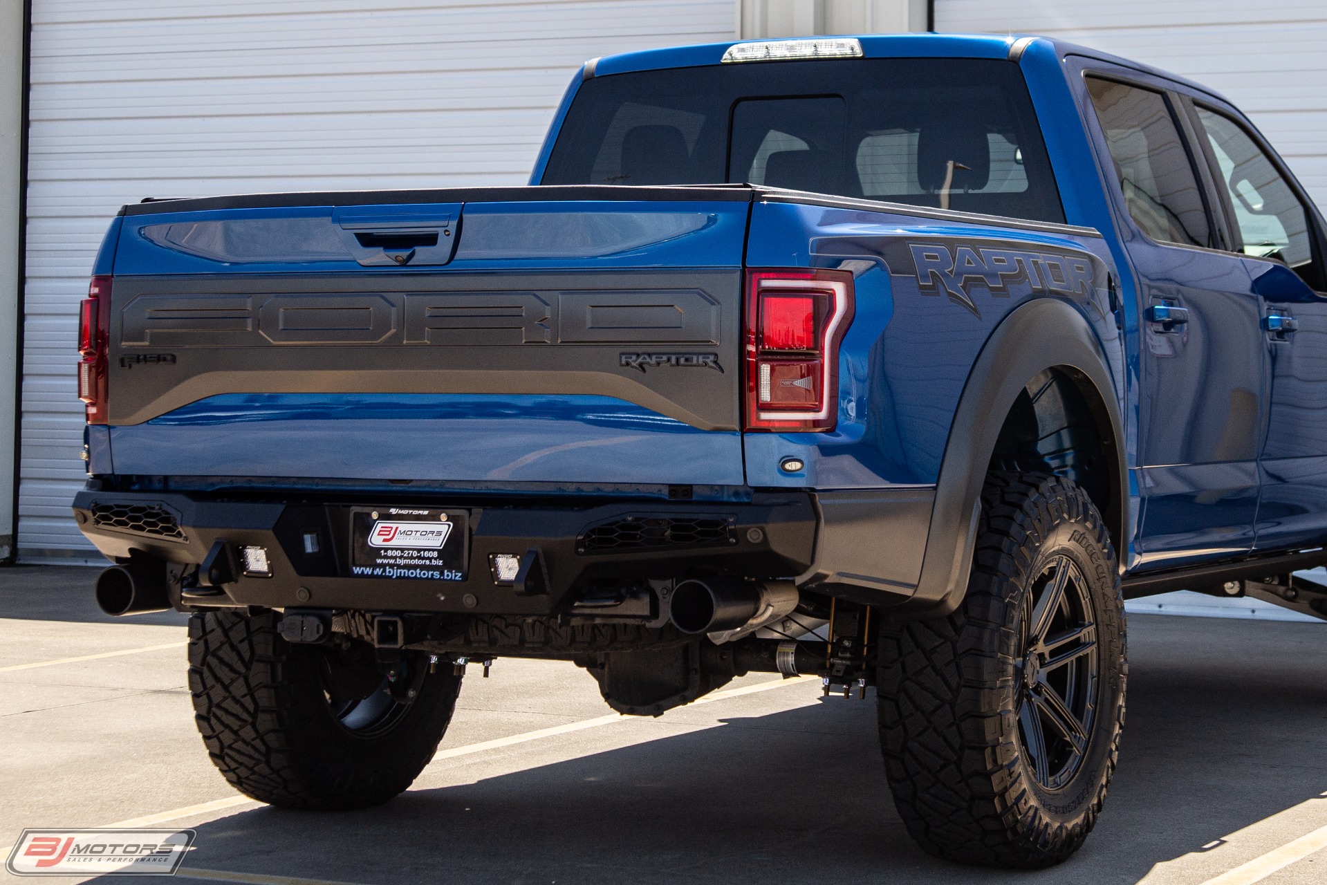 Used-2018-Ford-F-150-Raptor-Signature-Series