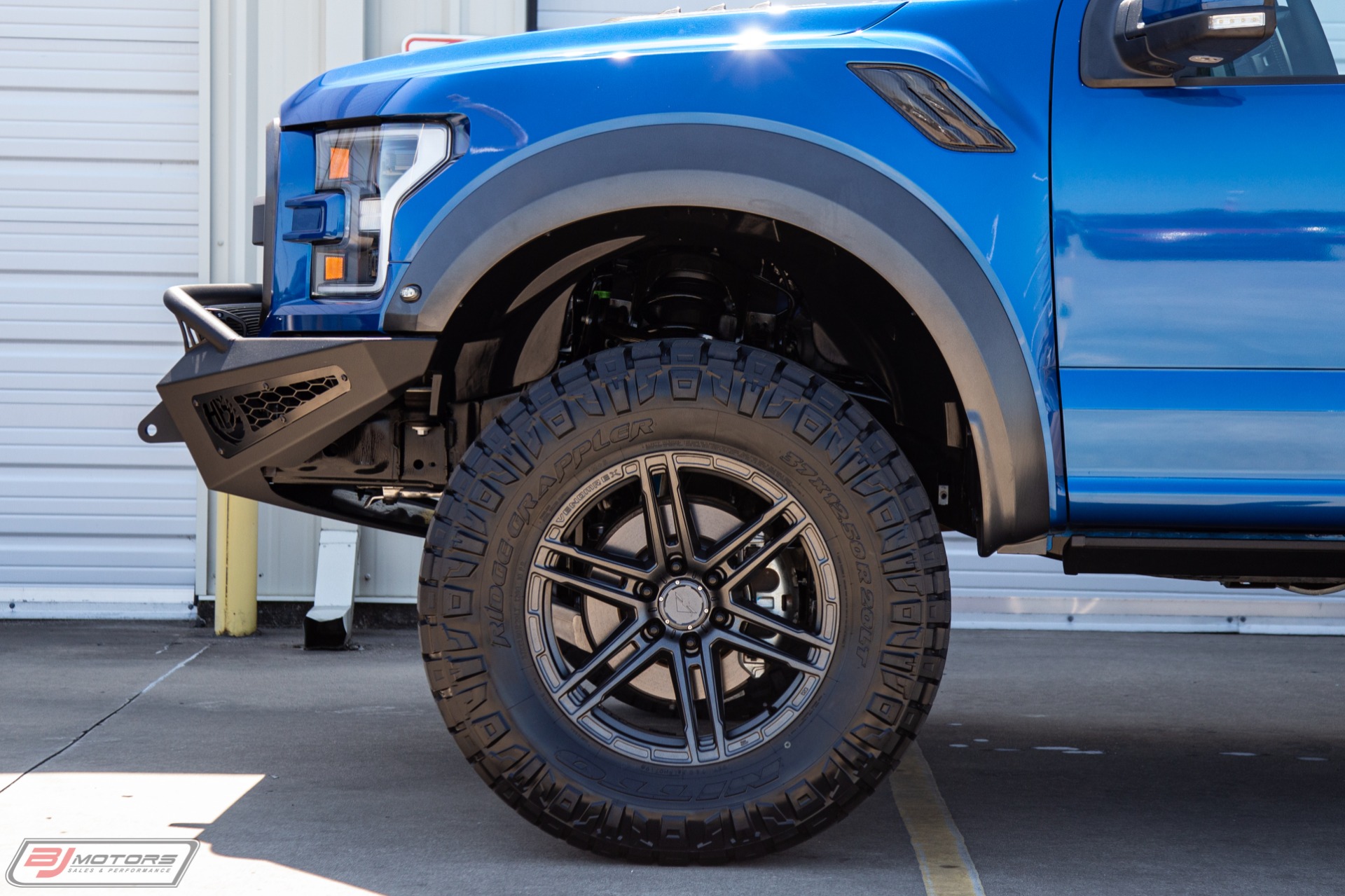 Used-2018-Ford-F-150-Raptor-Signature-Series