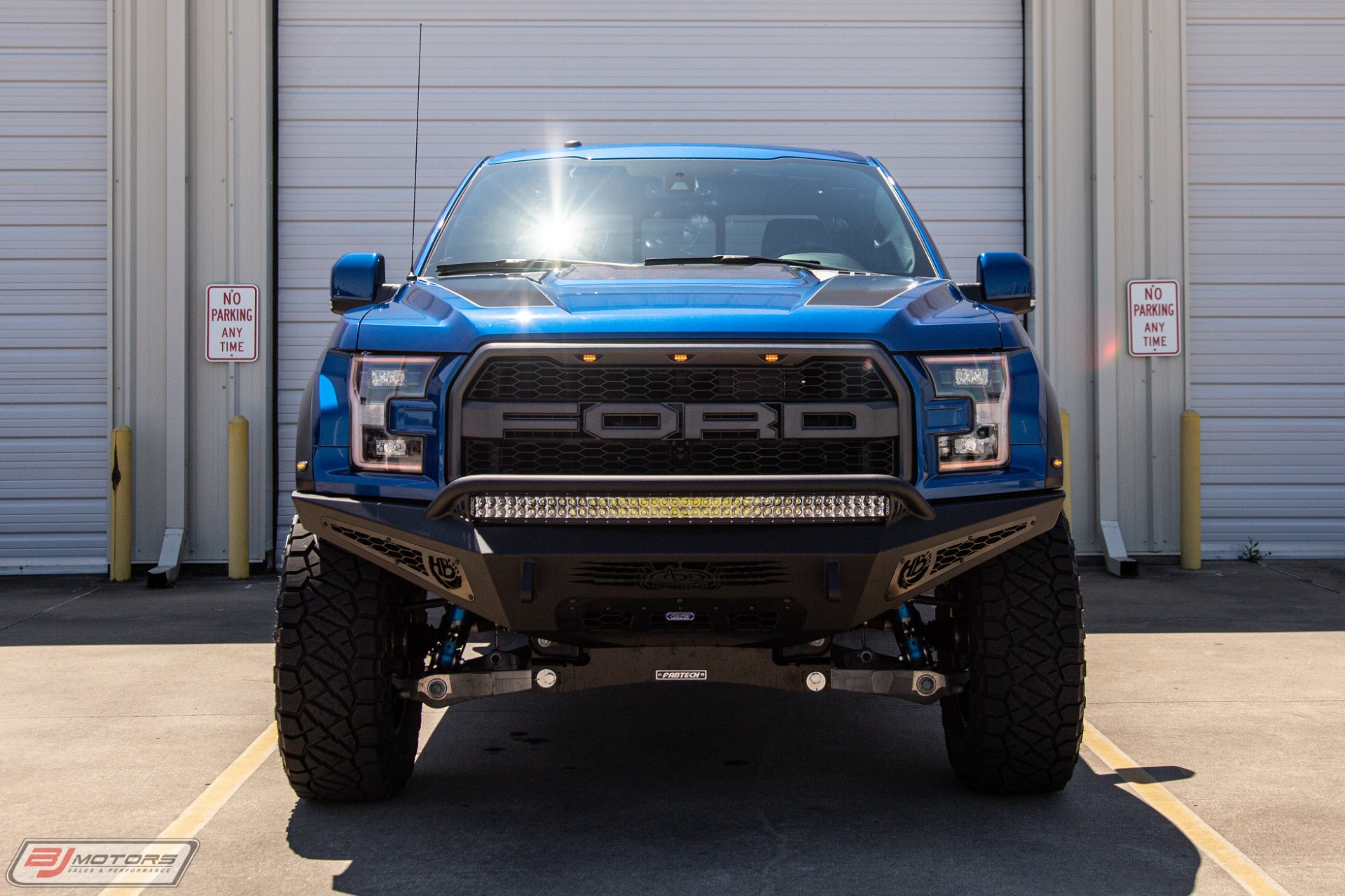 Used-2018-Ford-F-150-Raptor-Signature-Series