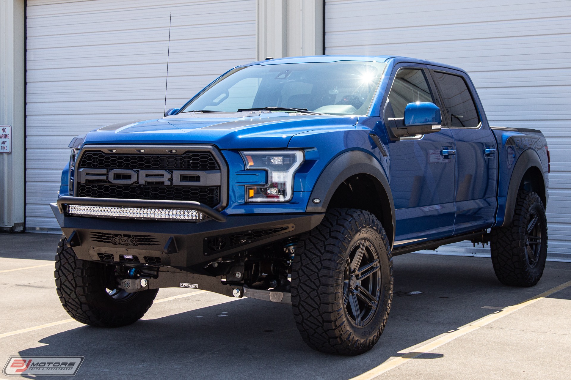 Used-2018-Ford-F-150-Raptor-Signature-Series