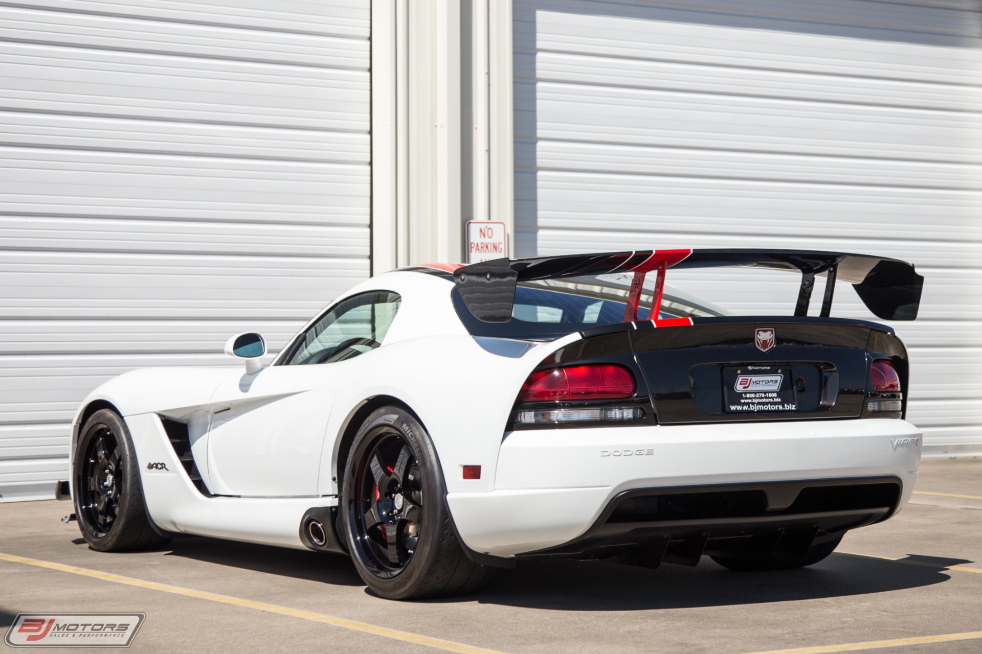 Used-2009-Dodge-Viper-ACR