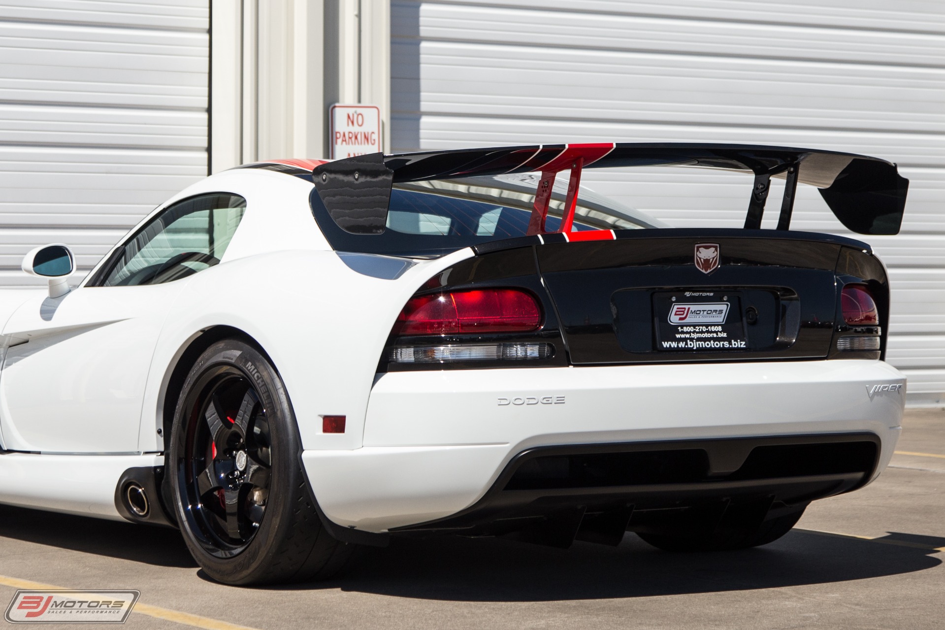 Used-2009-Dodge-Viper-ACR