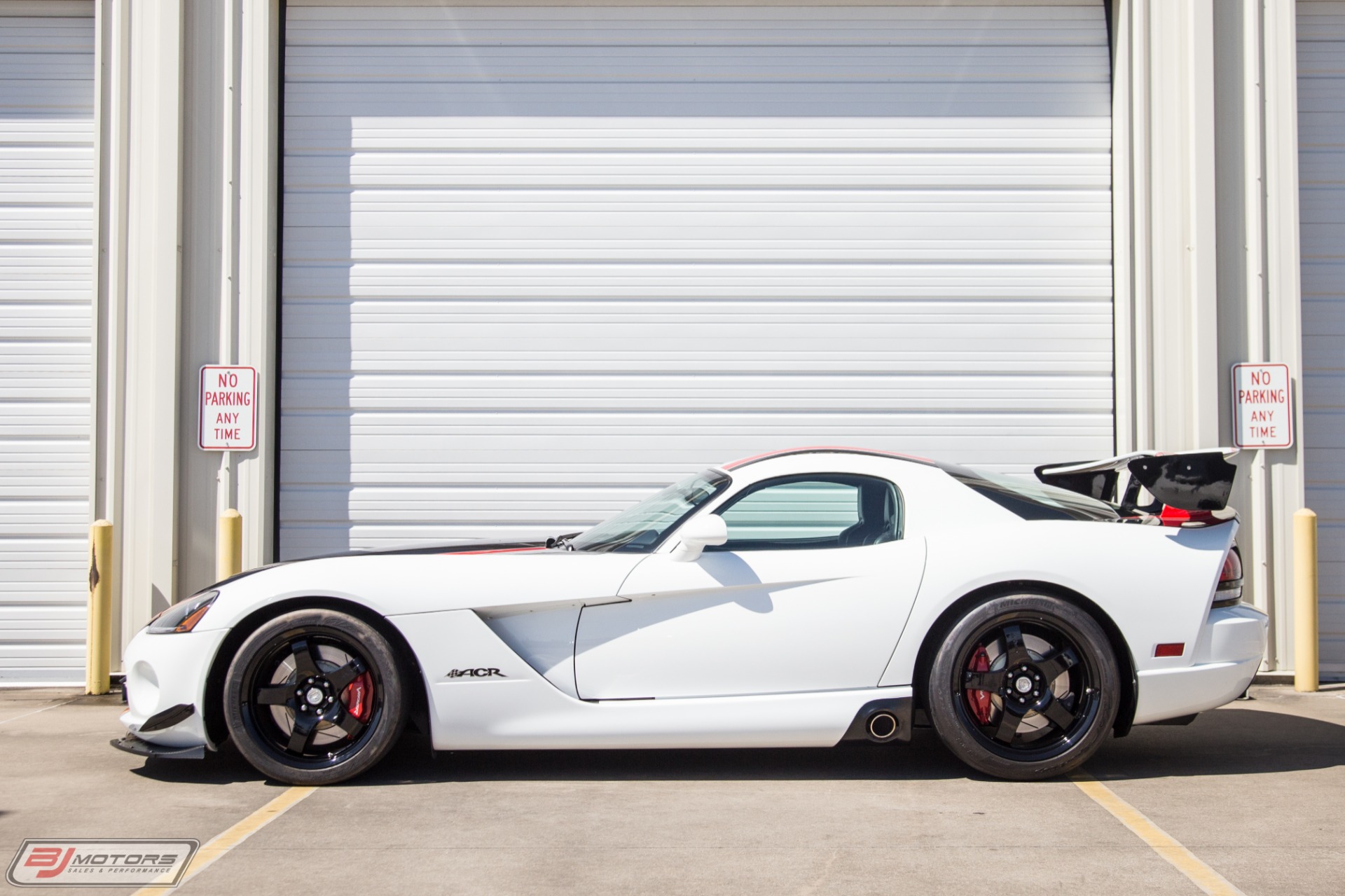 Used-2009-Dodge-Viper-ACR