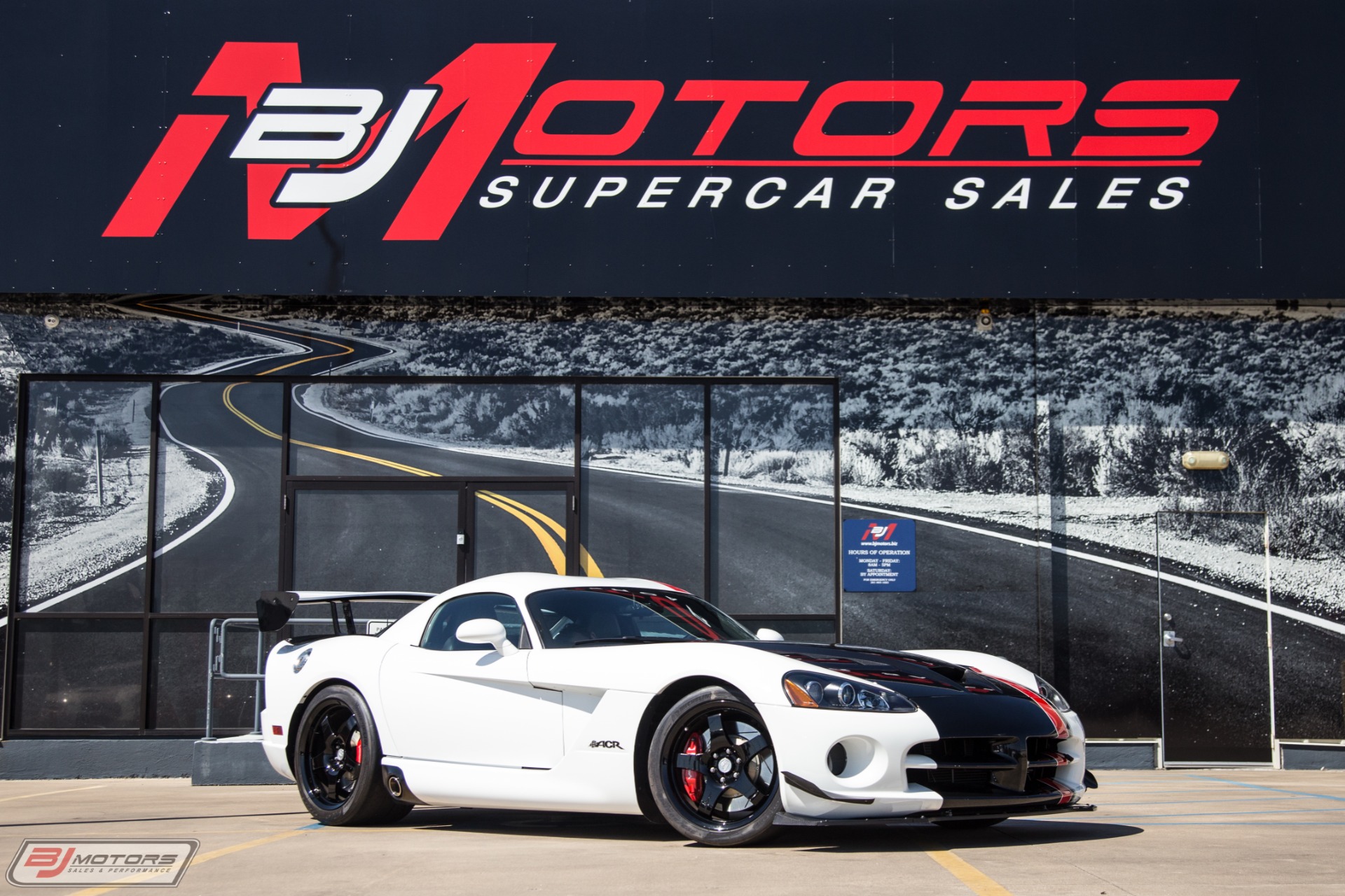 Used-2009-Dodge-Viper-ACR