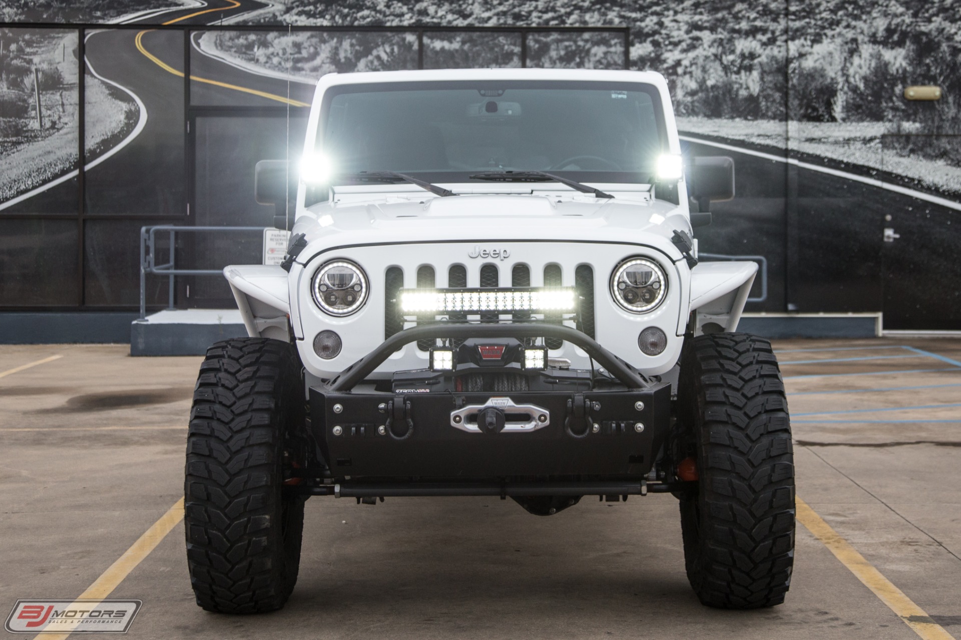 Used-2014-Jeep-Wrangler-Unlimited-Rubicon