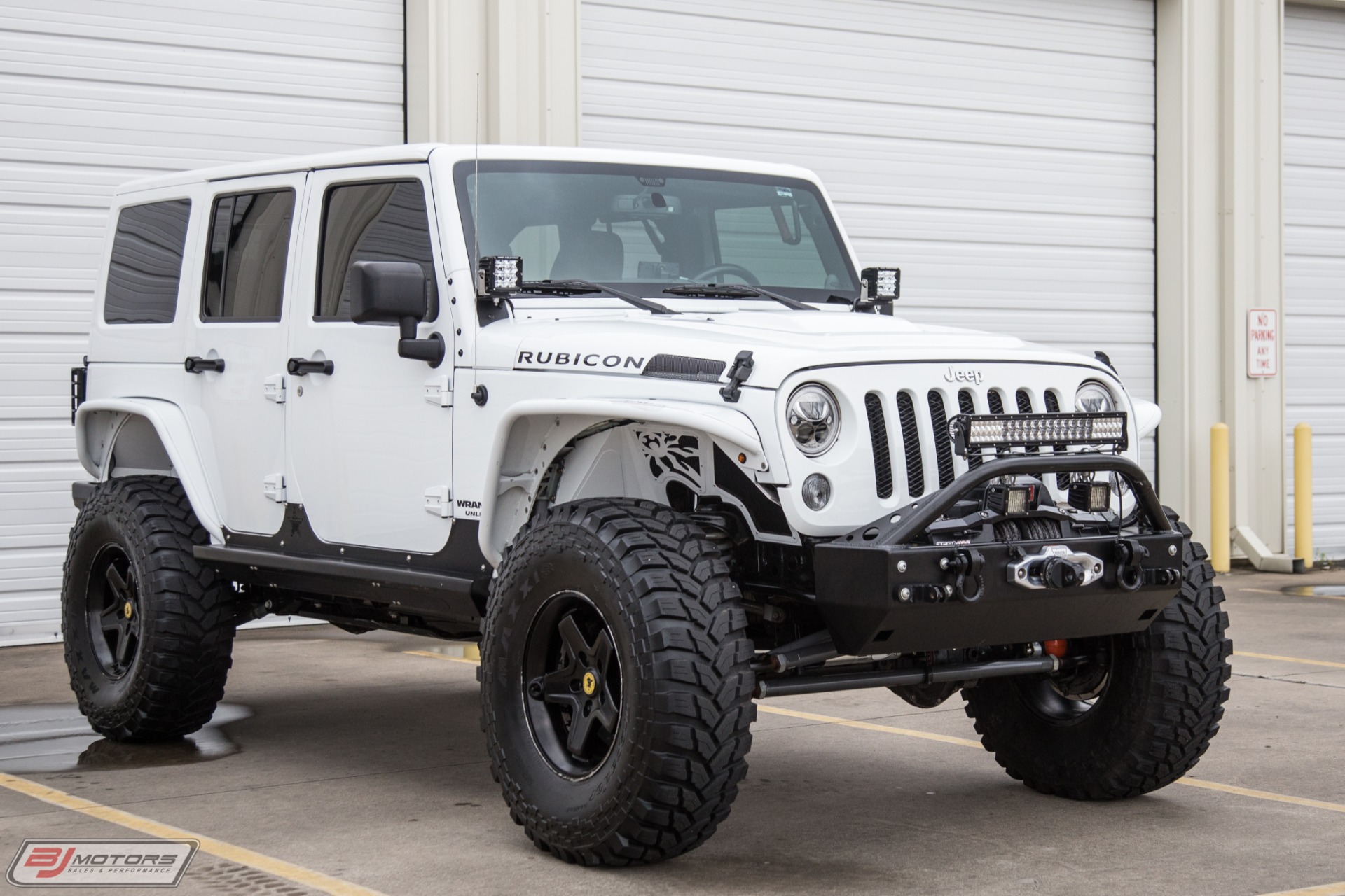 Used-2014-Jeep-Wrangler-Unlimited-Rubicon