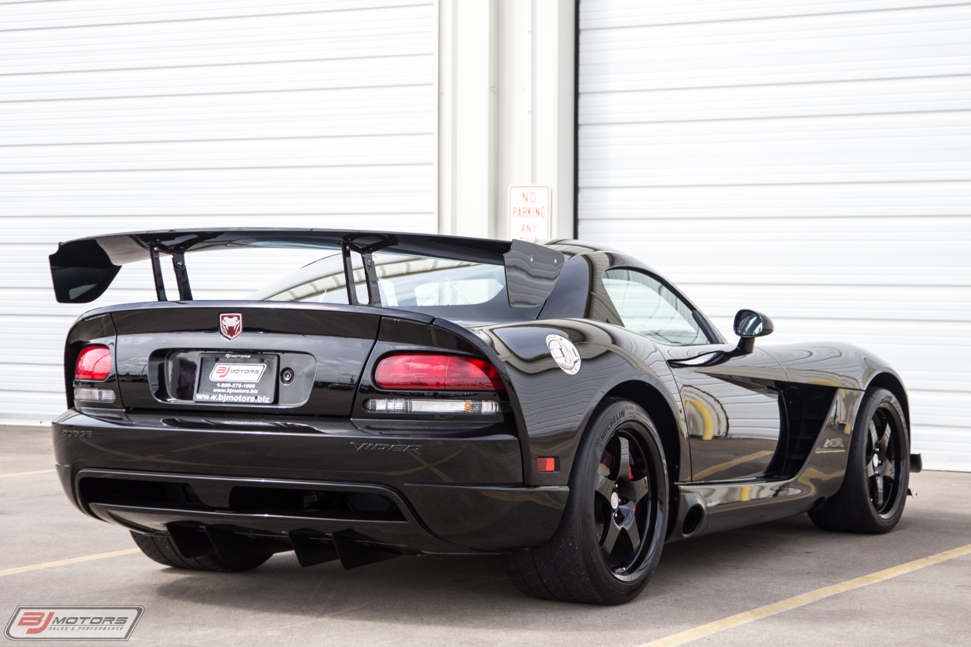 Used-2009-Dodge-Viper-ACR