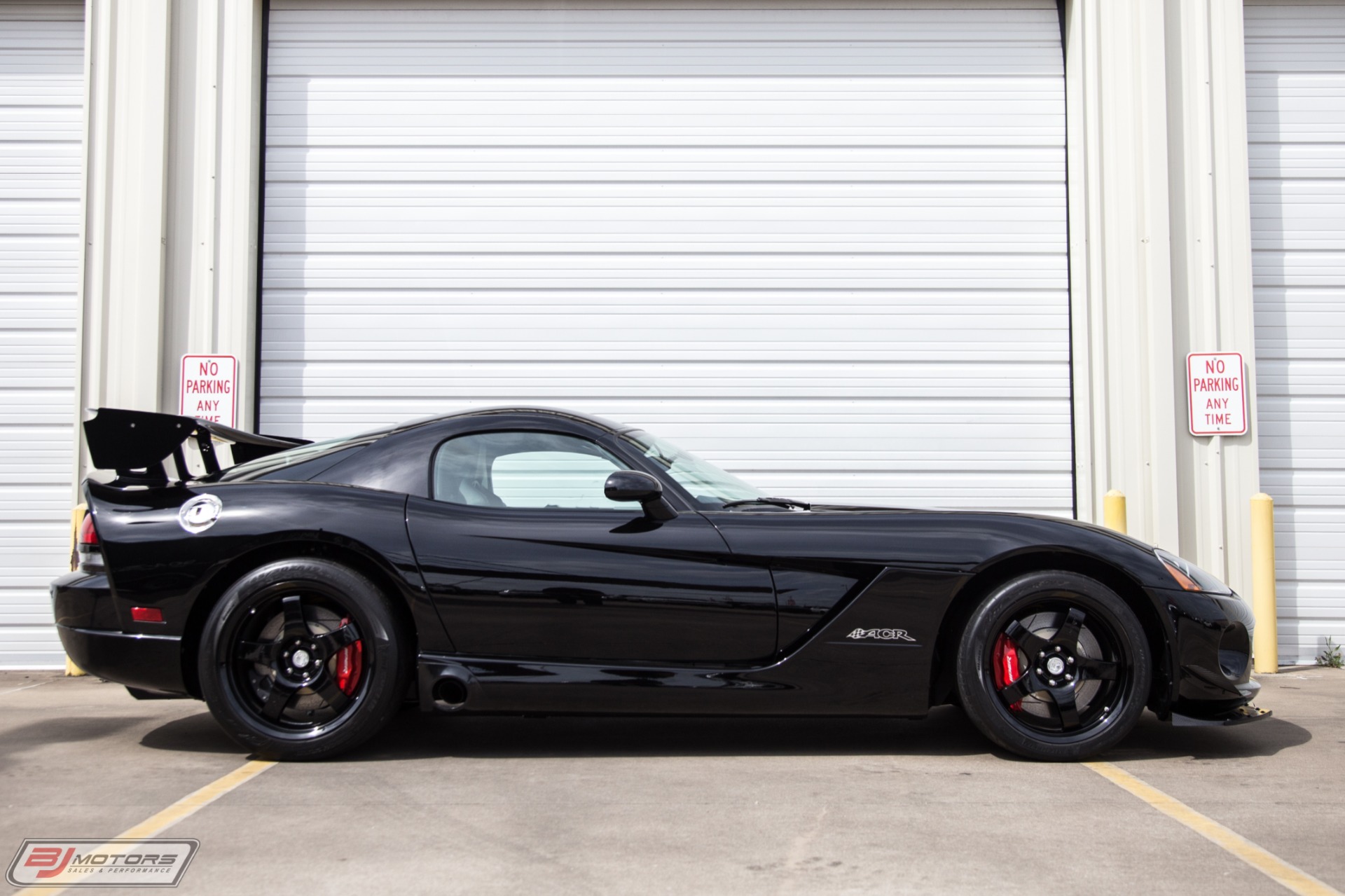 Used-2009-Dodge-Viper-ACR